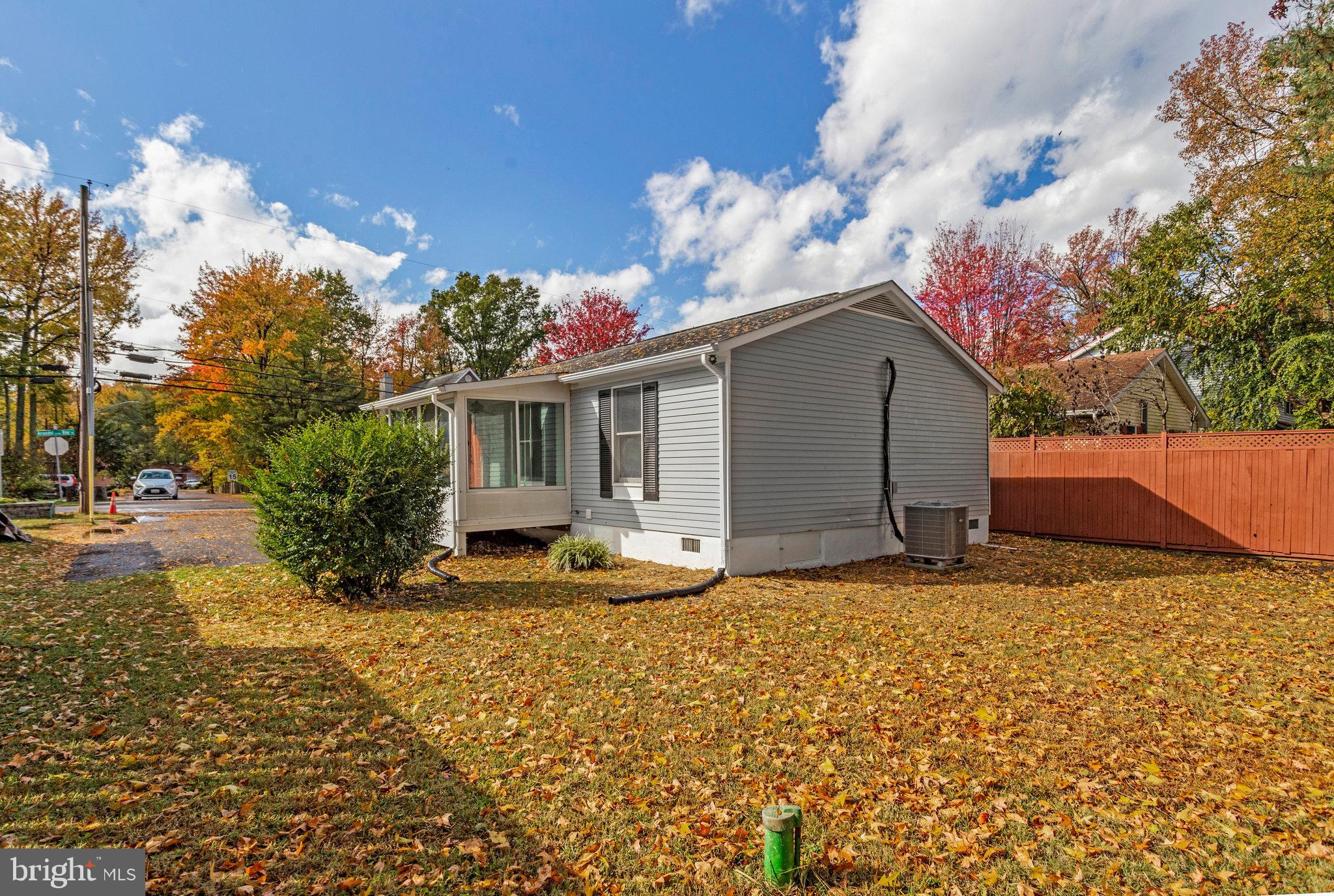 OYSTER HARBOR - Residential