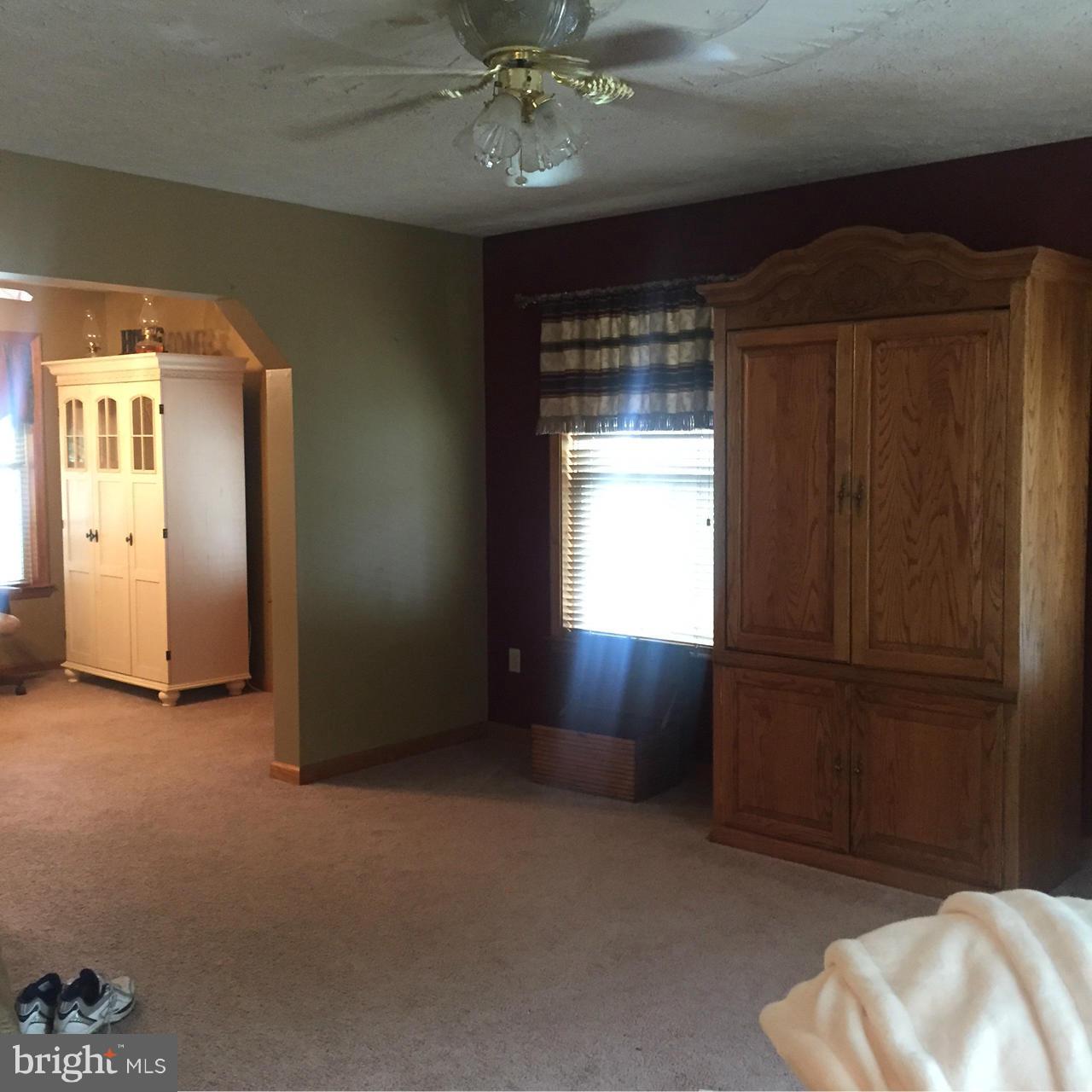 DOBBINS FARM - Residential