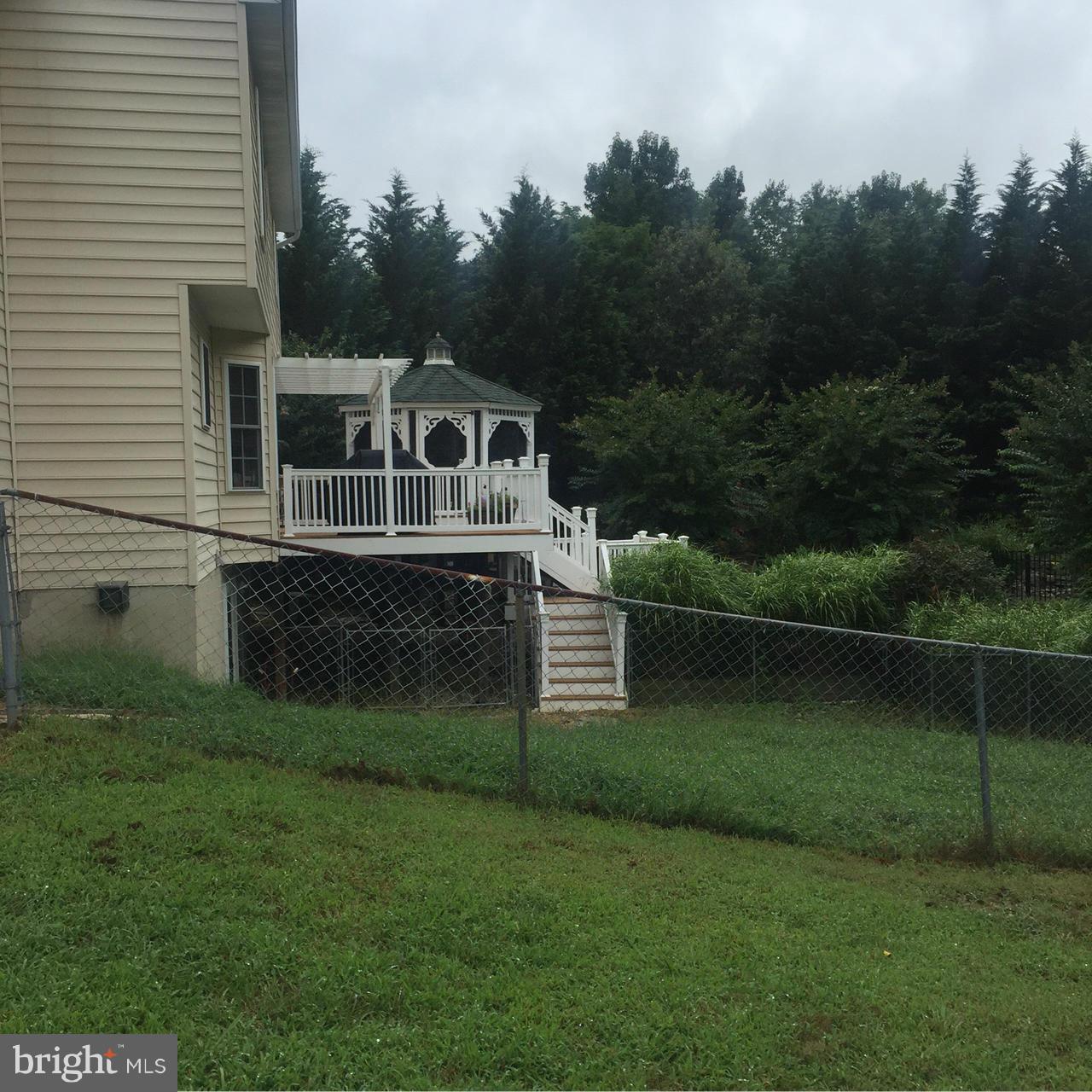 DOBBINS FARM - Residential