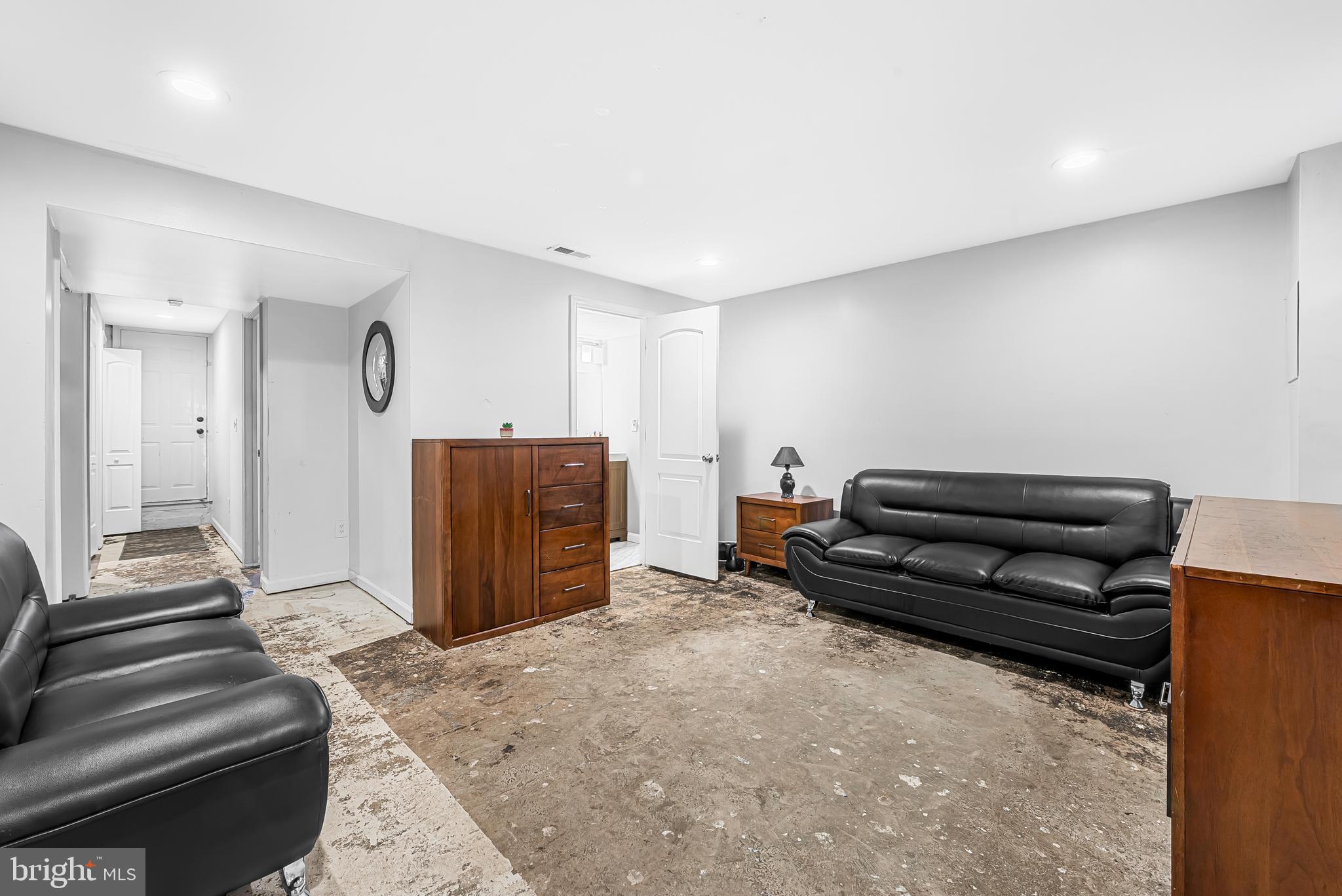 EDMONDSON VIILLAGE - Residential