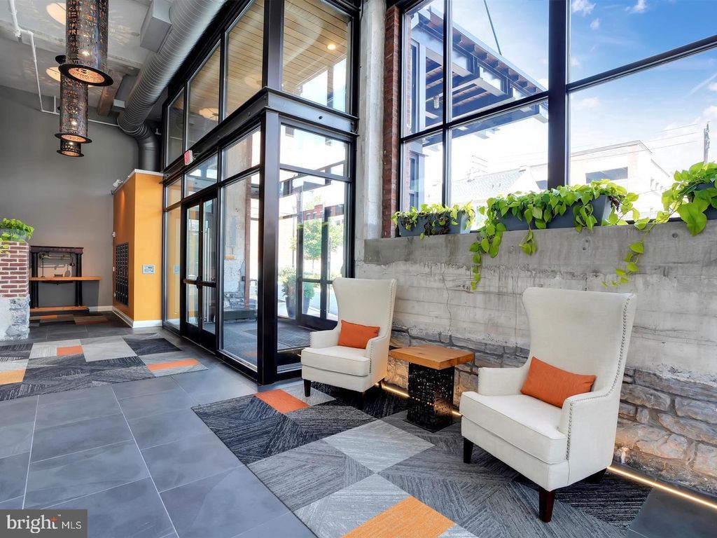 Photo of 41 W Lemon Street #503, Lancaster, PA 17603 (MLS # PALA2049374)