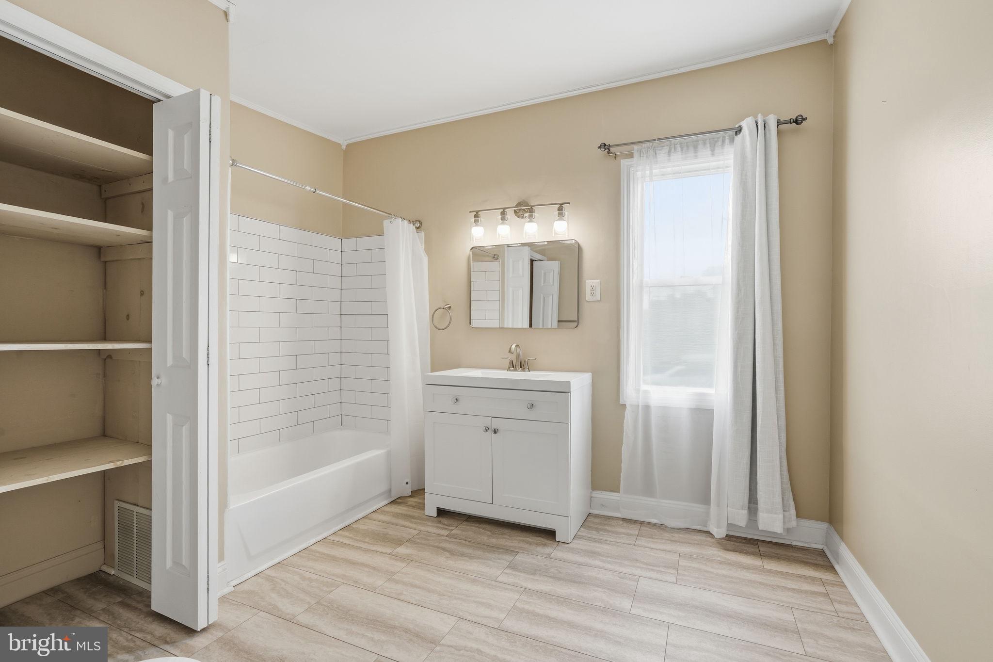 FEDERAL HILL HISTORIC DISTRICT - Residential Lease