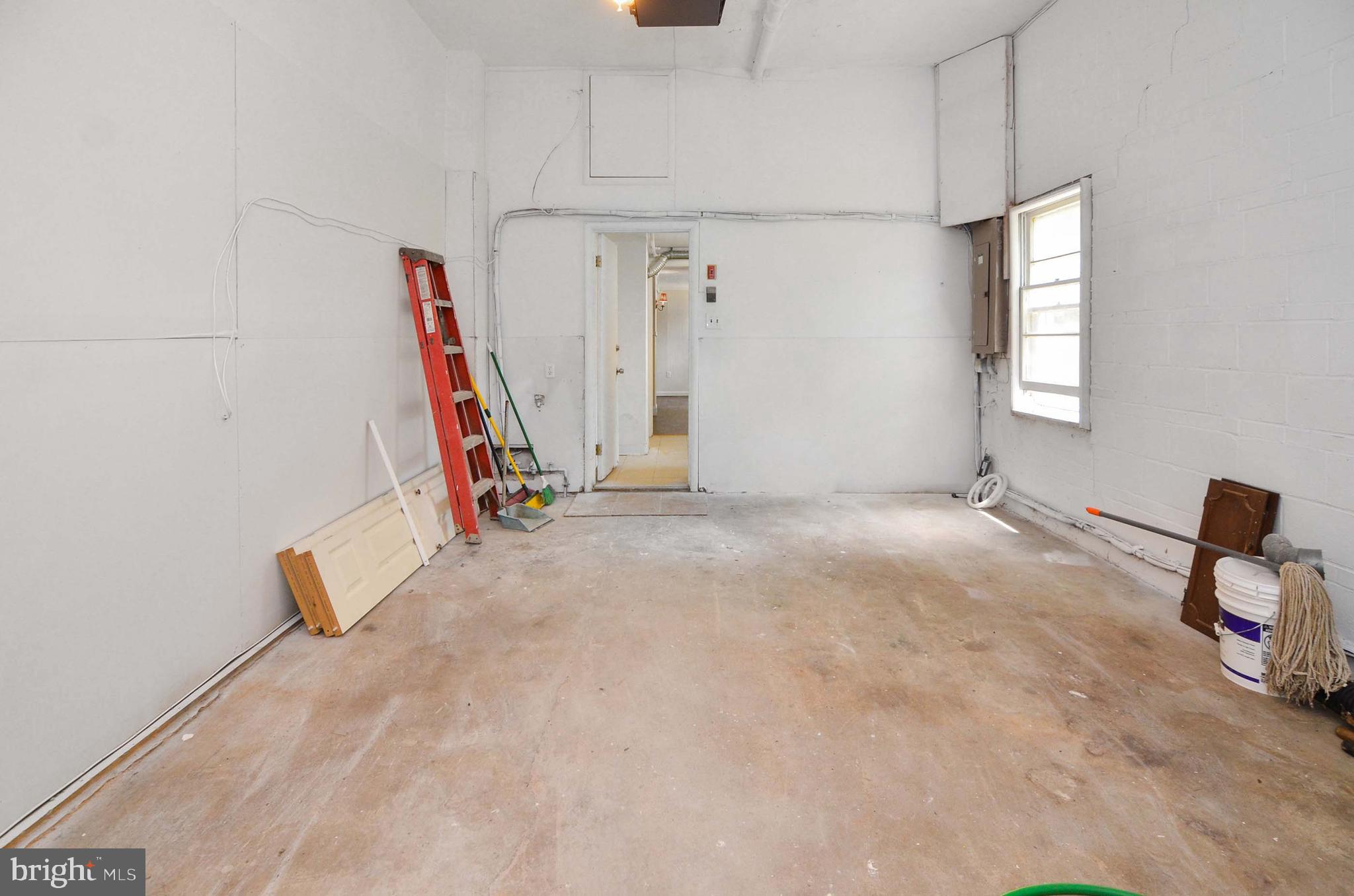 PROVIDENCE ACRES - Residential