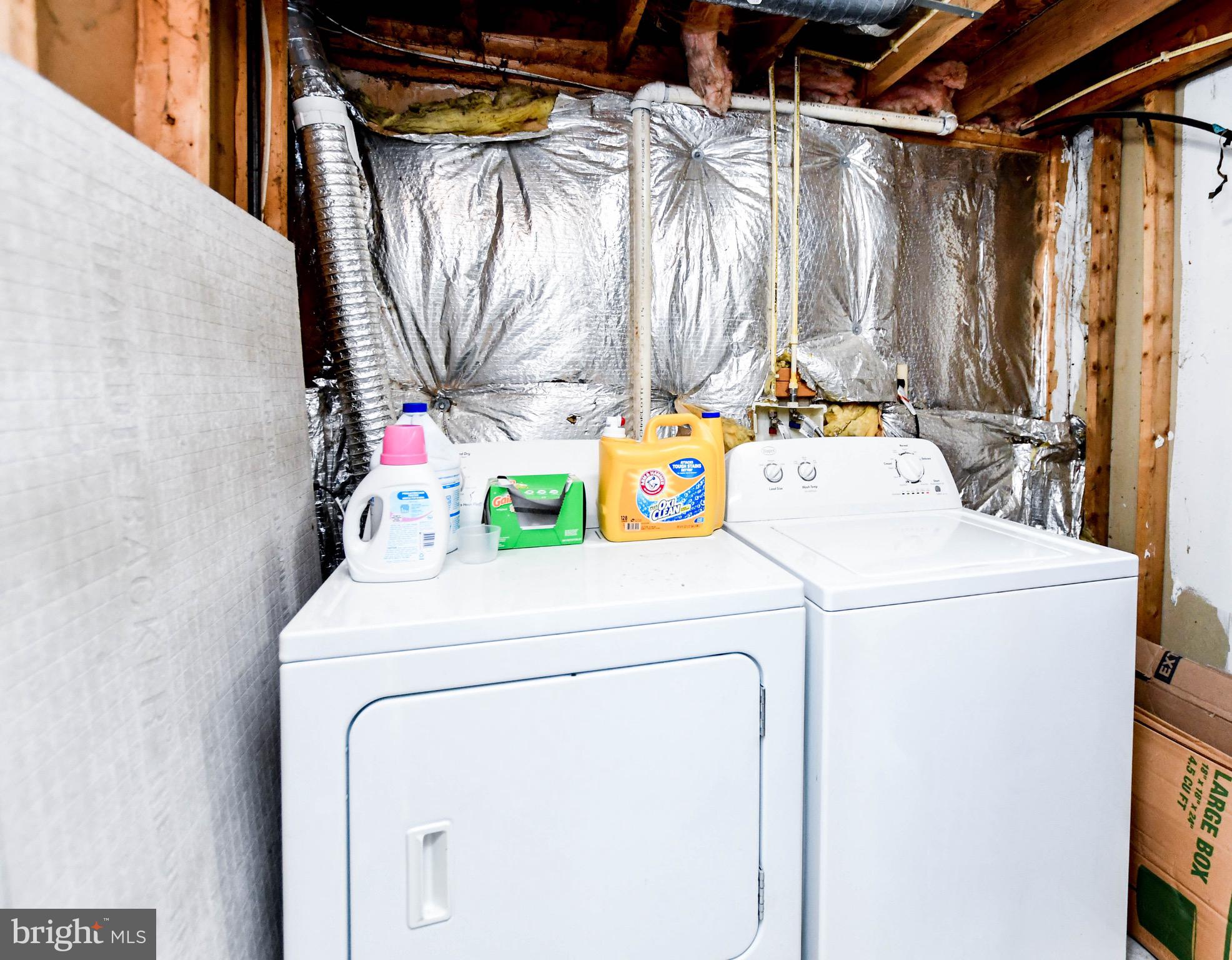 YORKSHIRE KNOLLS - Residential