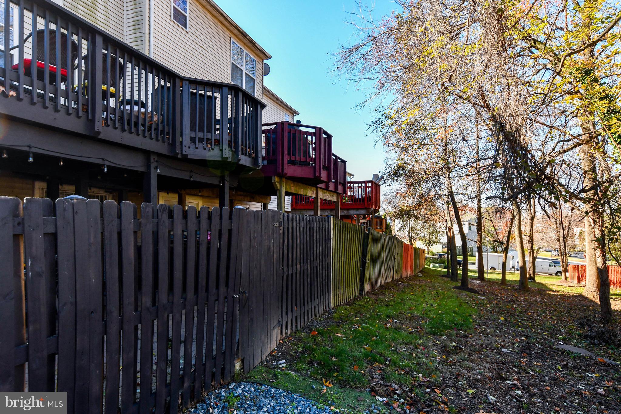 YORKSHIRE KNOLLS - Residential