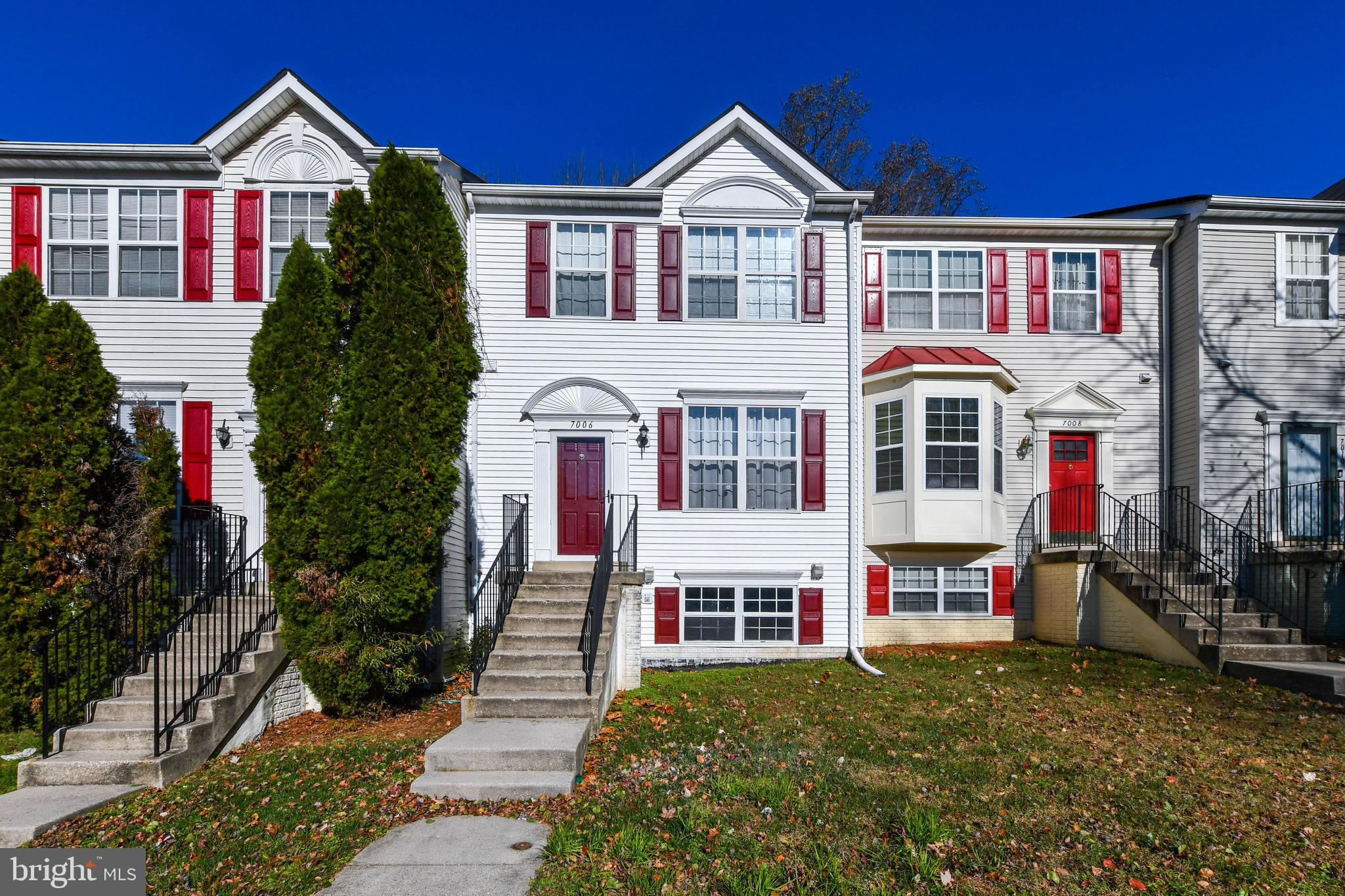 YORKSHIRE KNOLLS - Residential