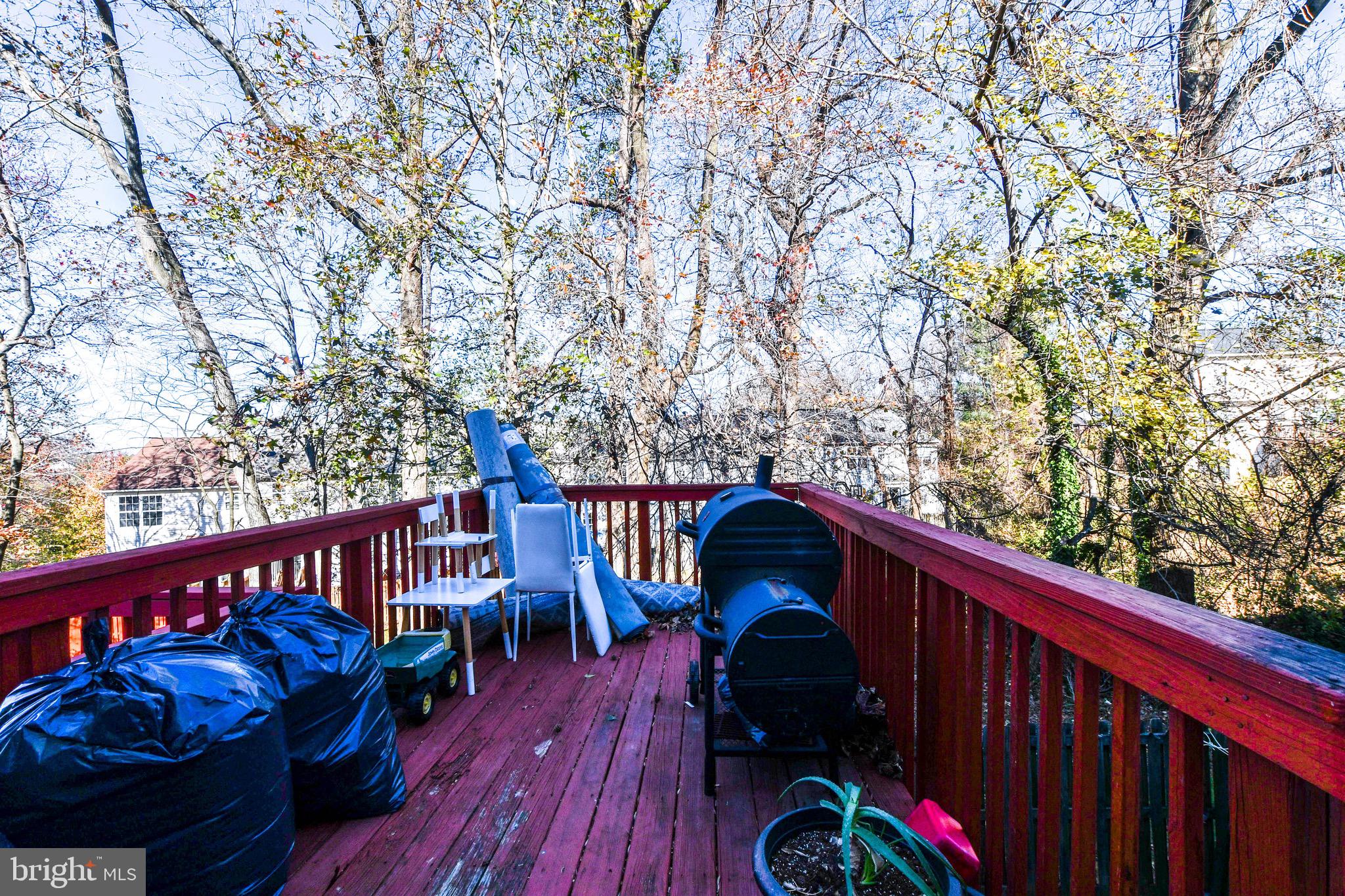 YORKSHIRE KNOLLS - Residential