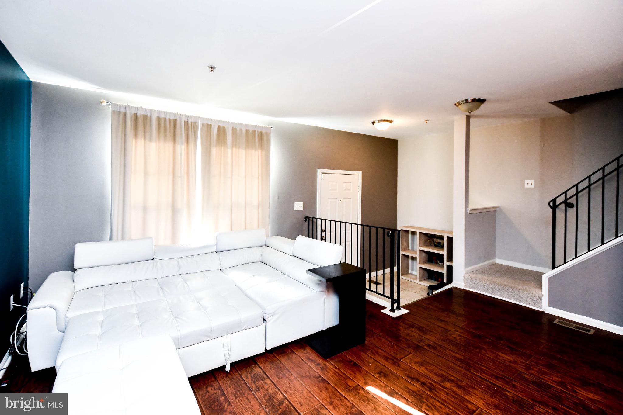 YORKSHIRE KNOLLS - Residential