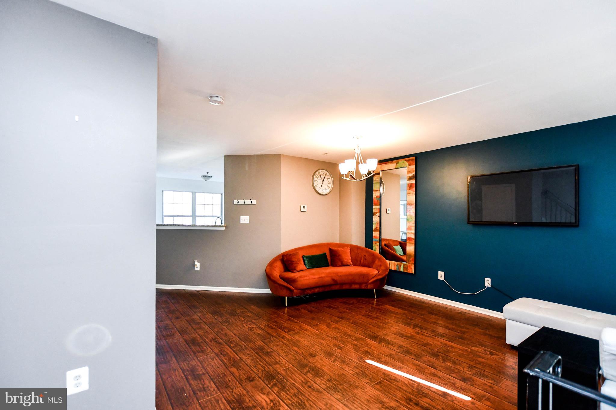 YORKSHIRE KNOLLS - Residential