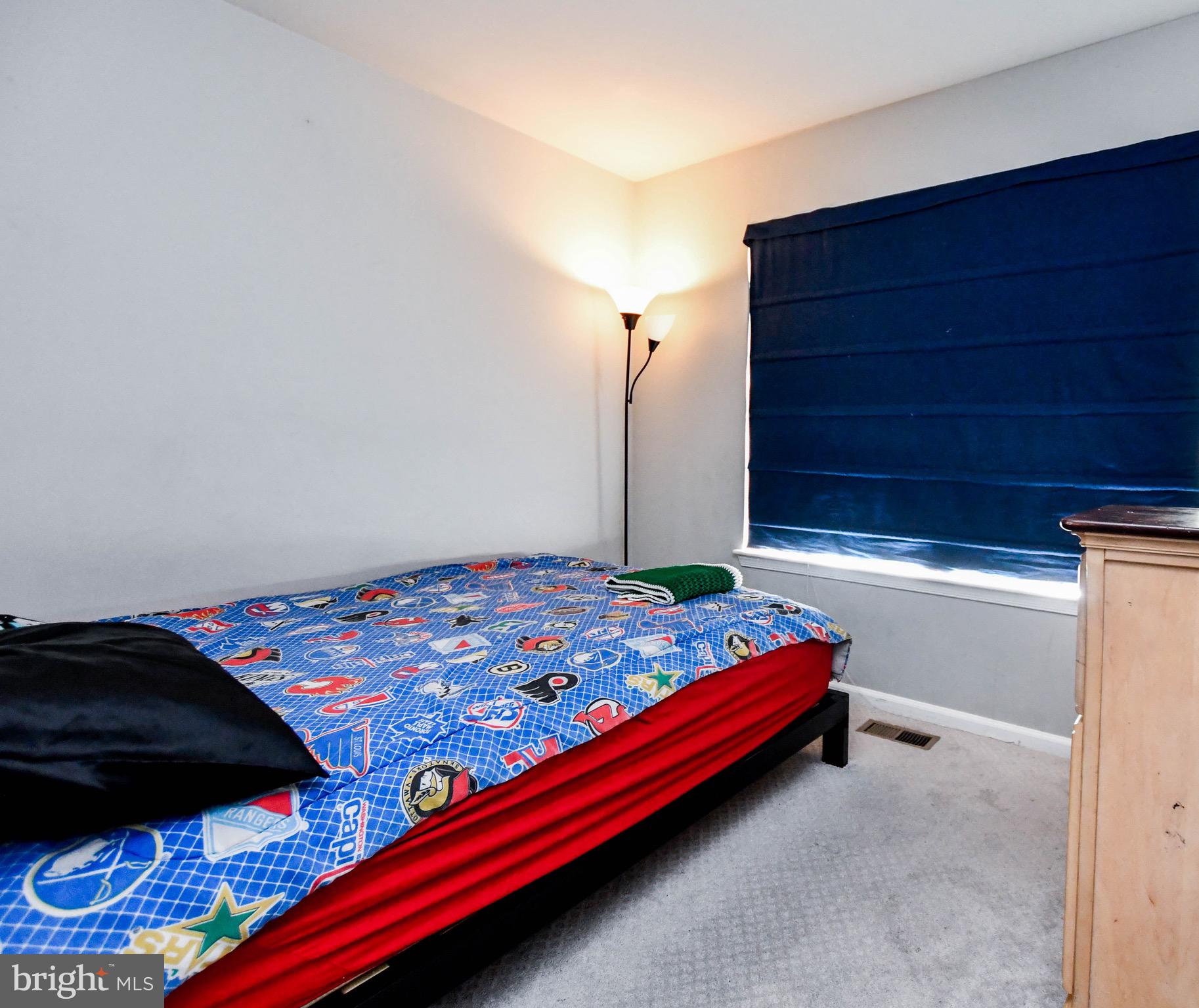 YORKSHIRE KNOLLS - Residential