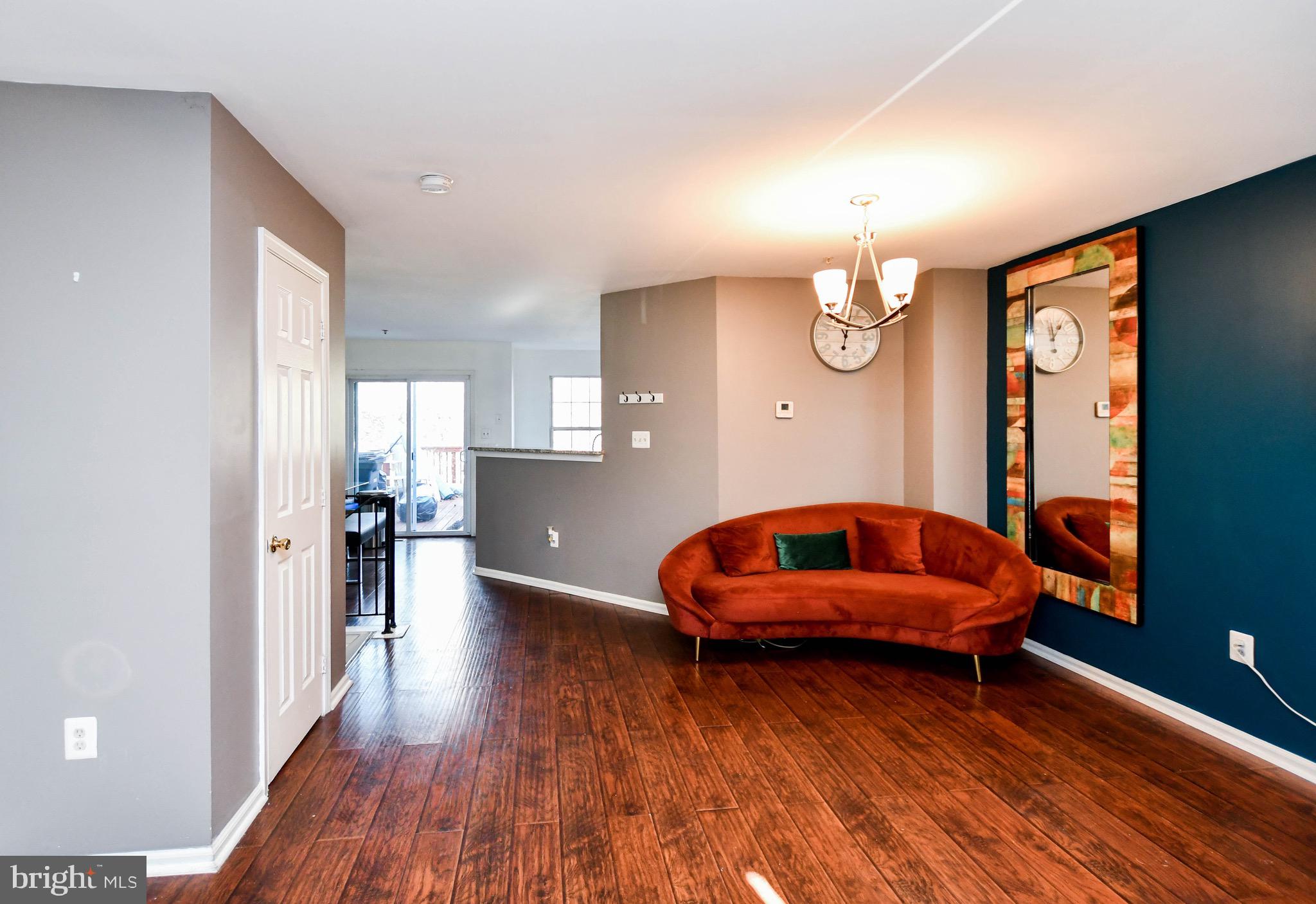 YORKSHIRE KNOLLS - Residential