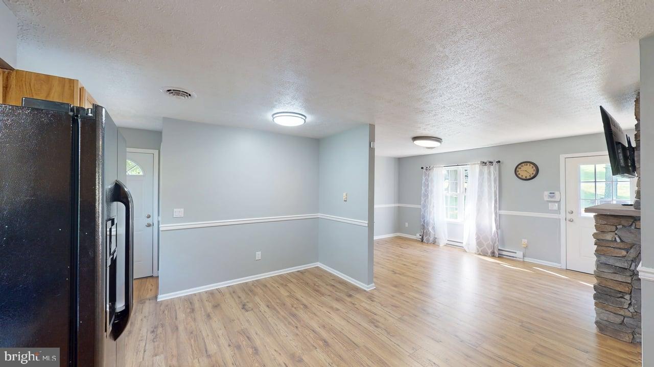 SUNRISE SUMMIT - Residential