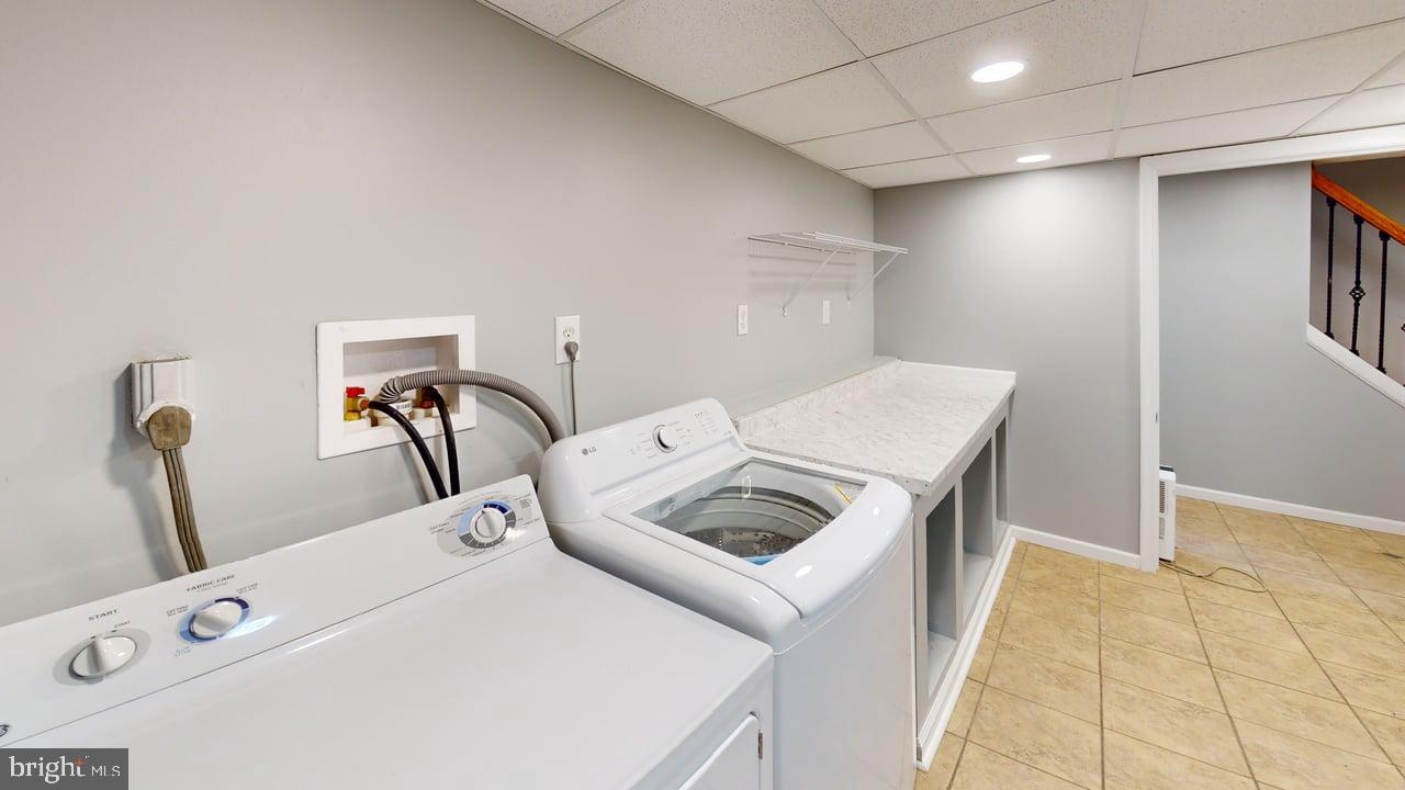 SUNRISE SUMMIT - Residential