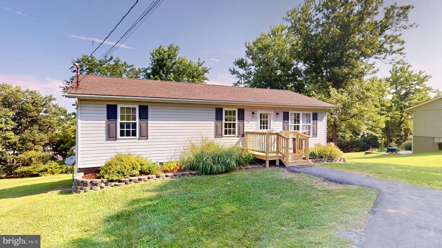 This home is more than just a house.  It is ready for a family's holiday celebrations, quiet nights to snuggle in, along with an opportunity to create memories that will last a life time.  Convenient to local amenities along with an Ice Cream shop within walking distance!  Great for anyone looking for first time home, downsizing or just a get a way place.  Recently renovated and move in ready.