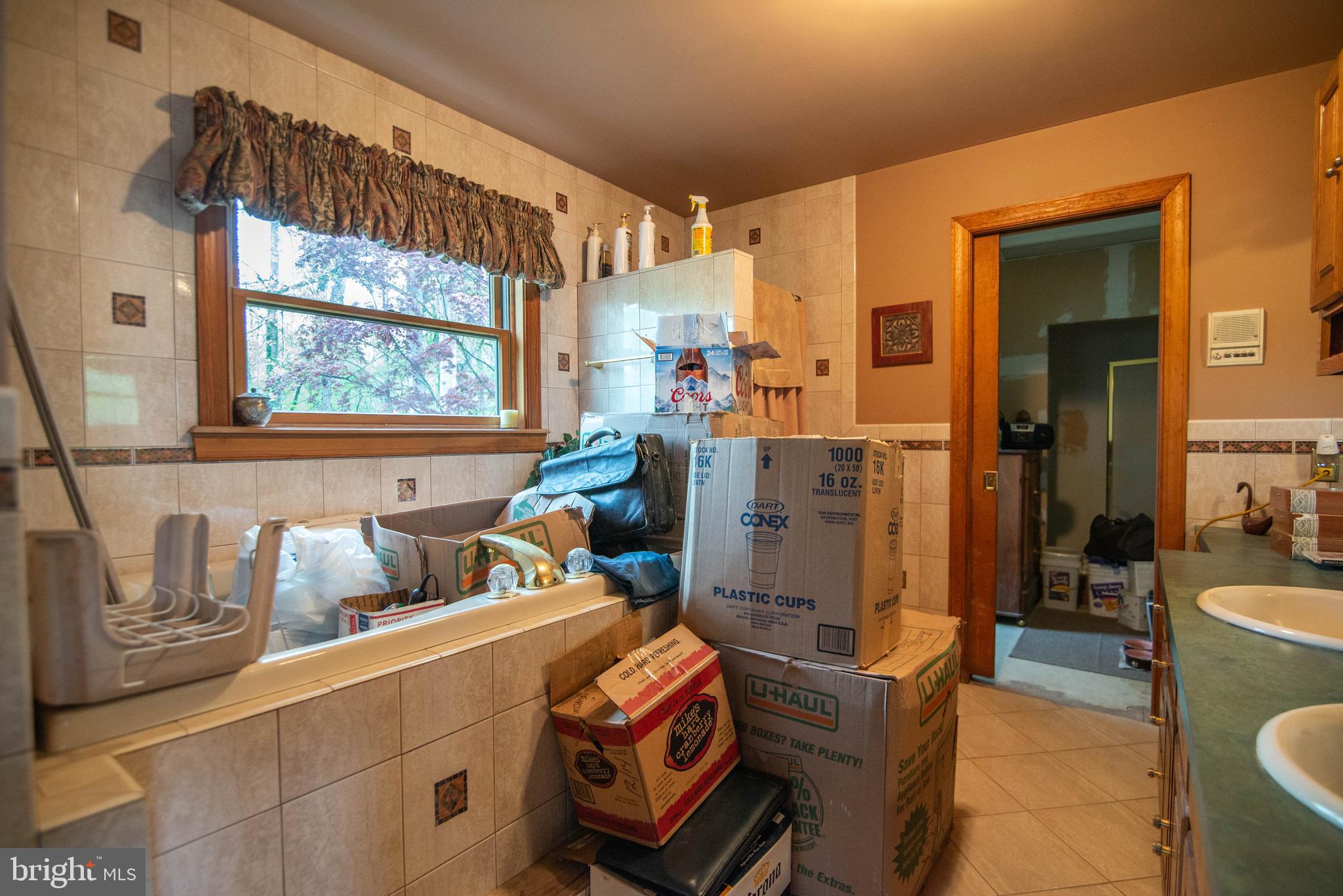 ELK NECK - Residential