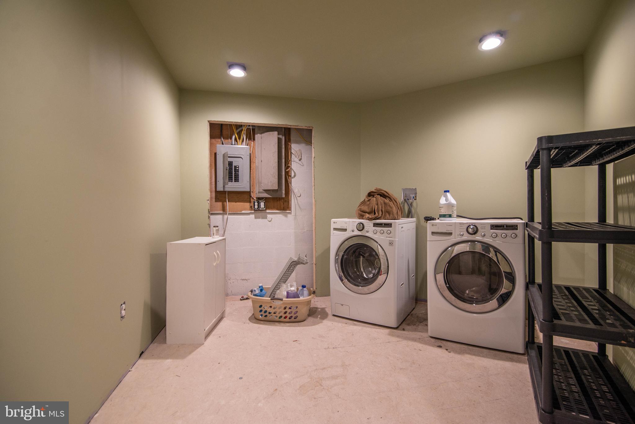 ELK NECK - Residential