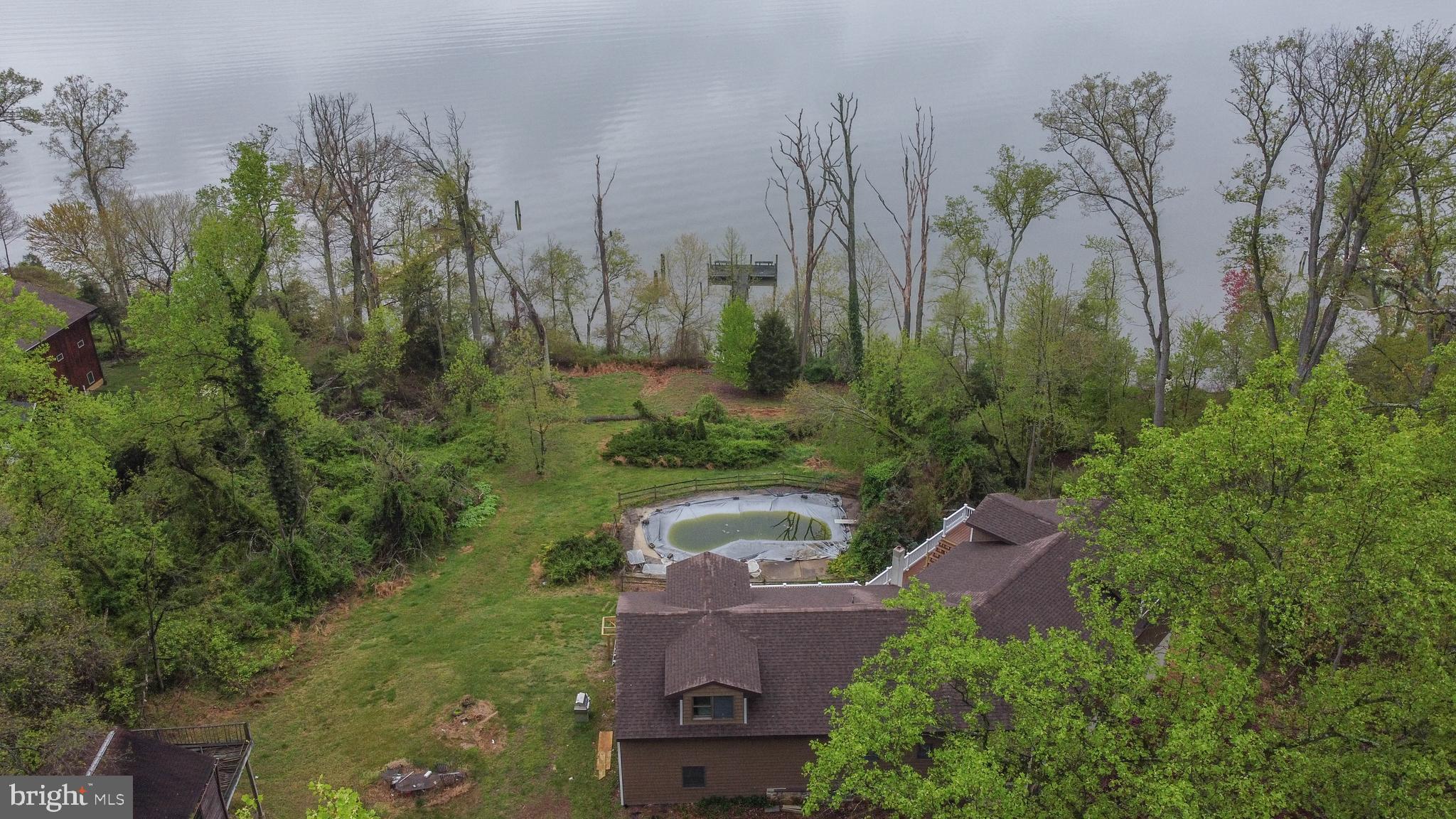 ELK NECK - Residential