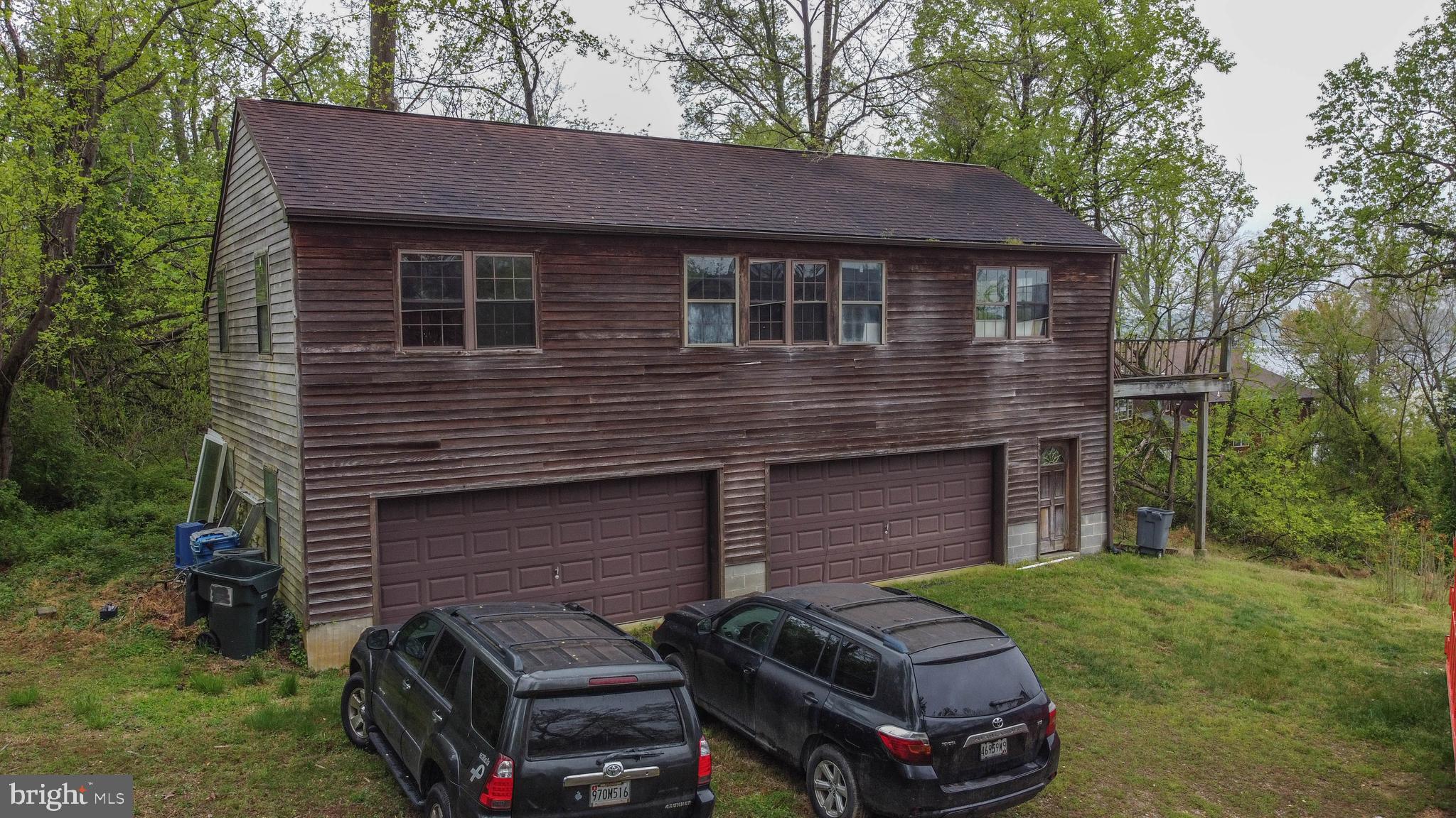 ELK NECK - Residential