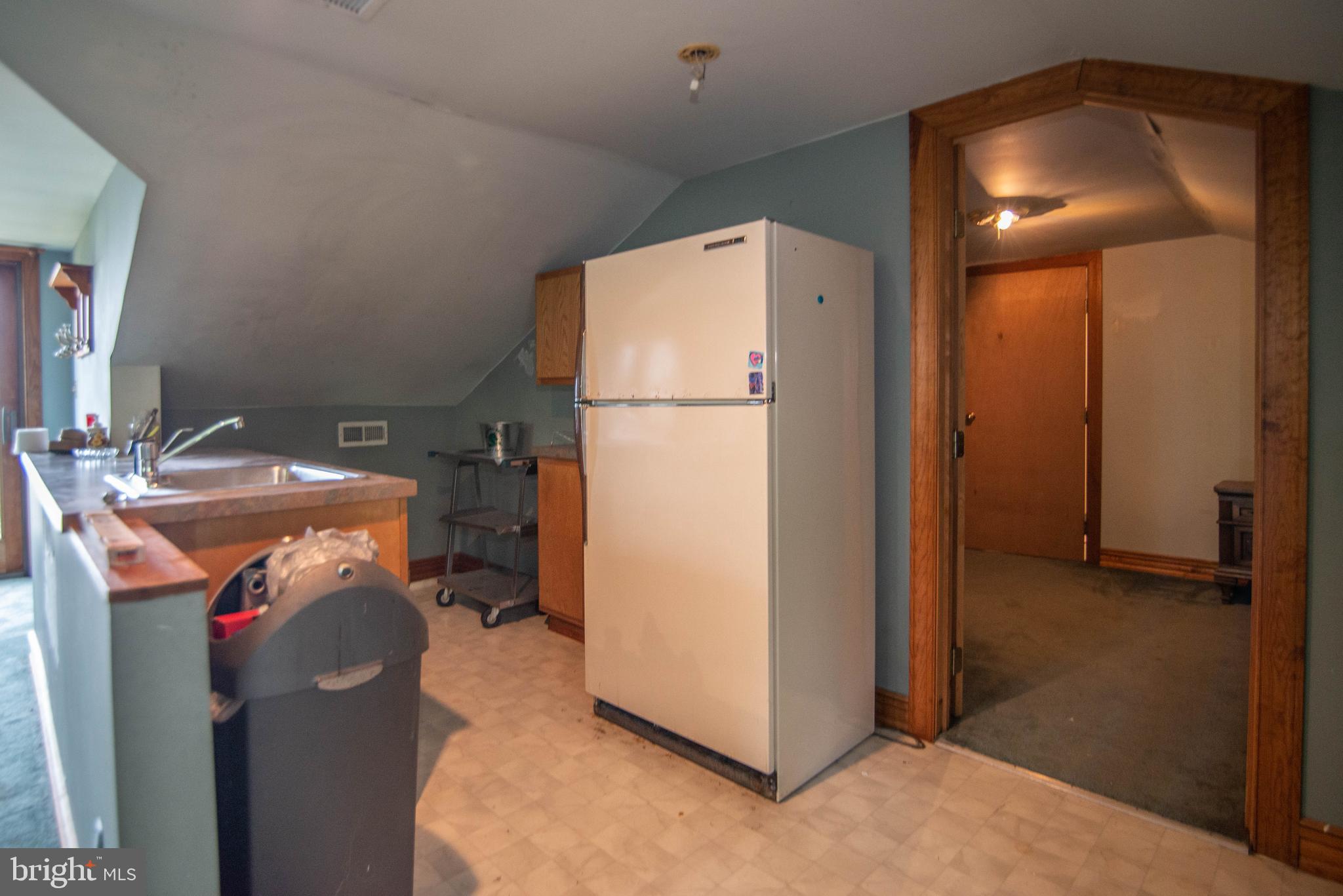 ELK NECK - Residential