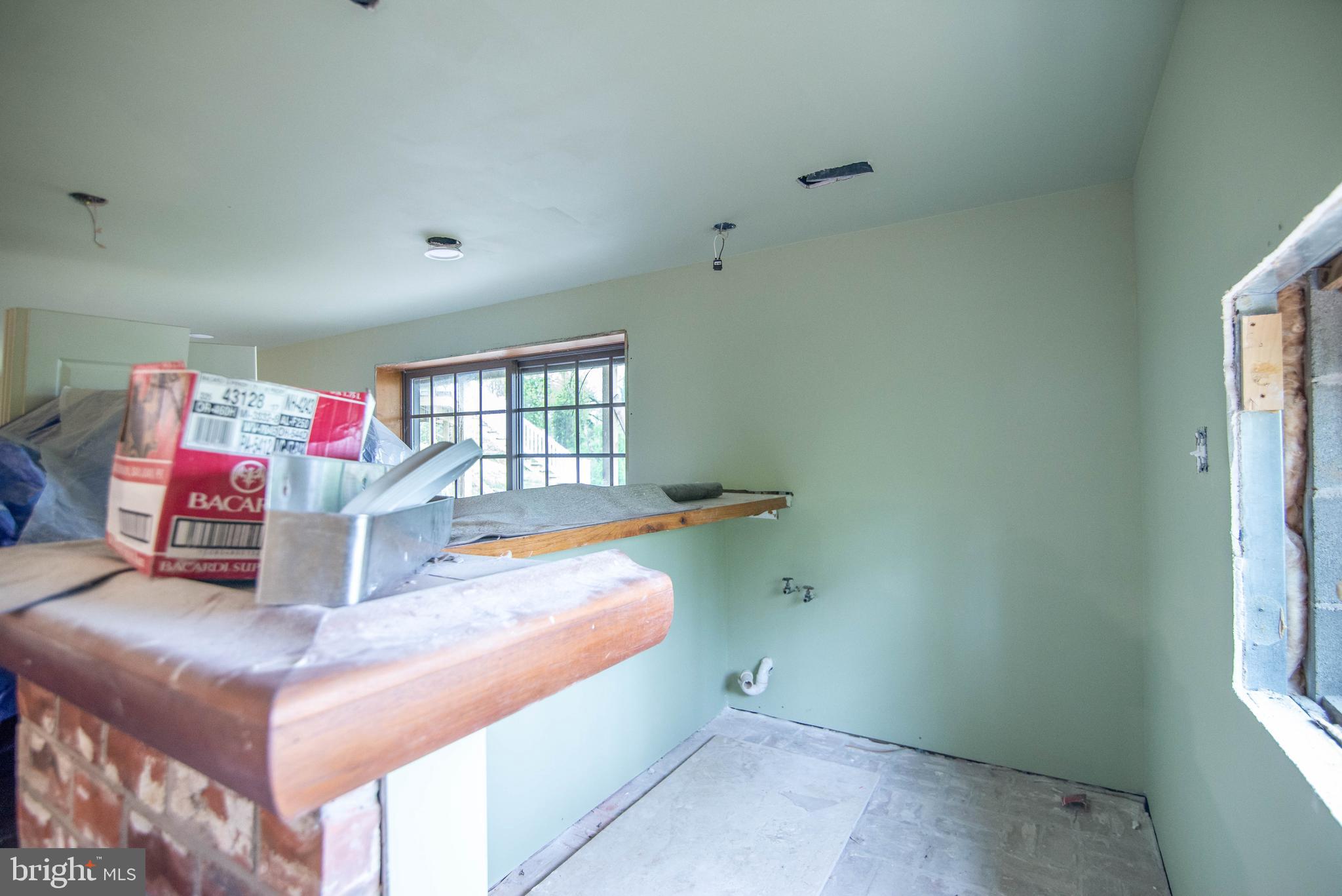 ELK NECK - Residential