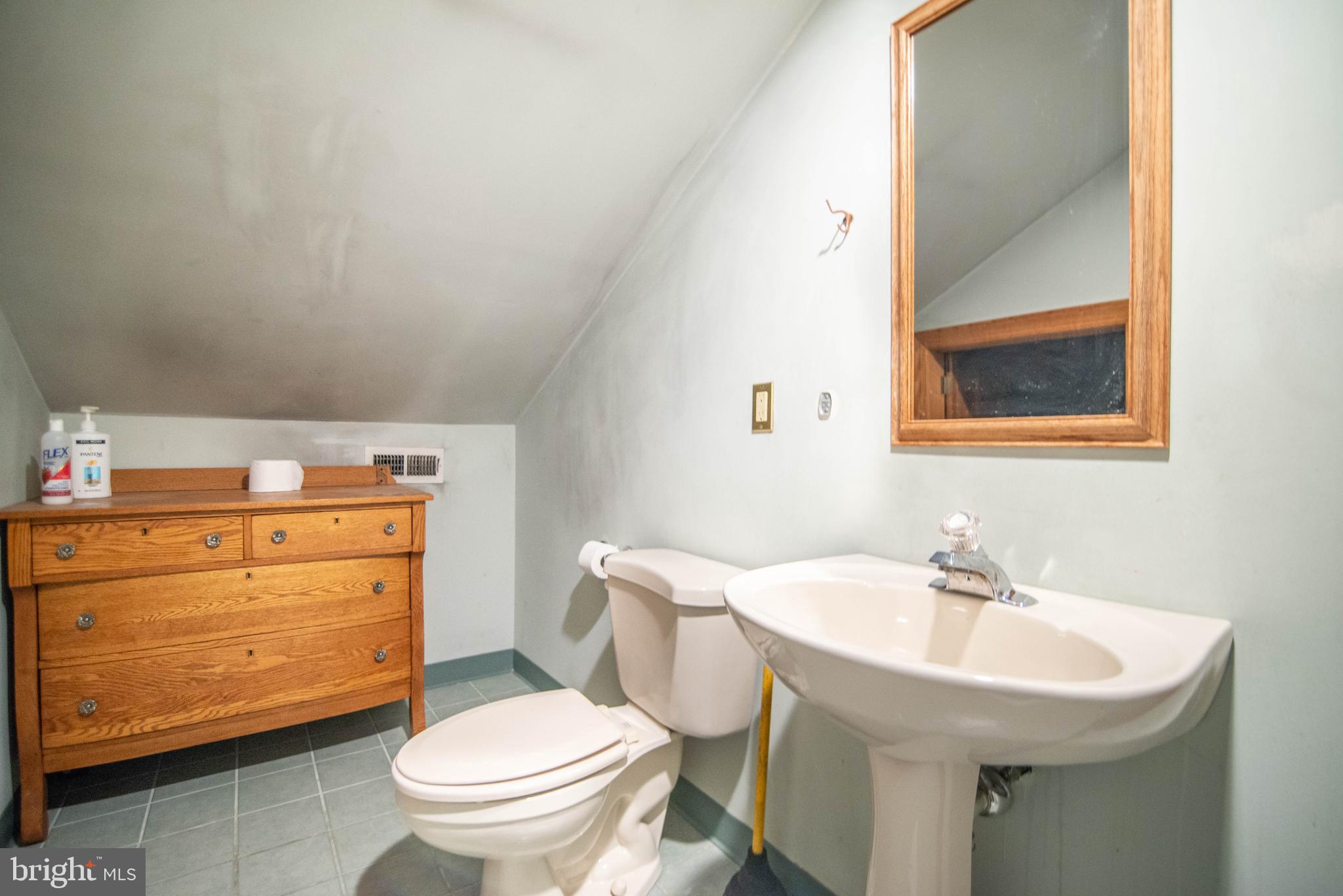 ELK NECK - Residential