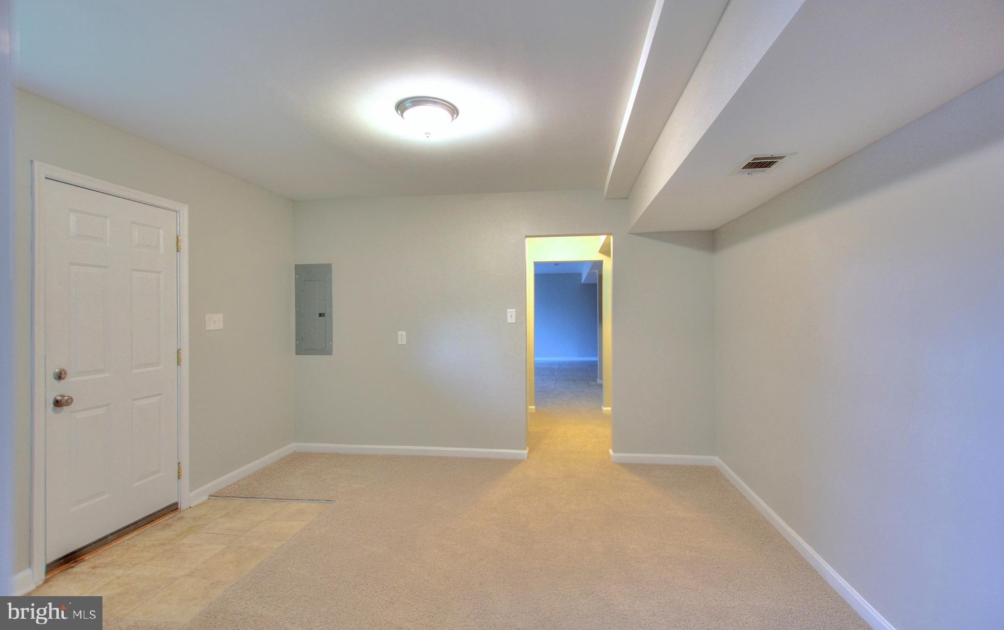 PROSPECT KNOLLS - Residential