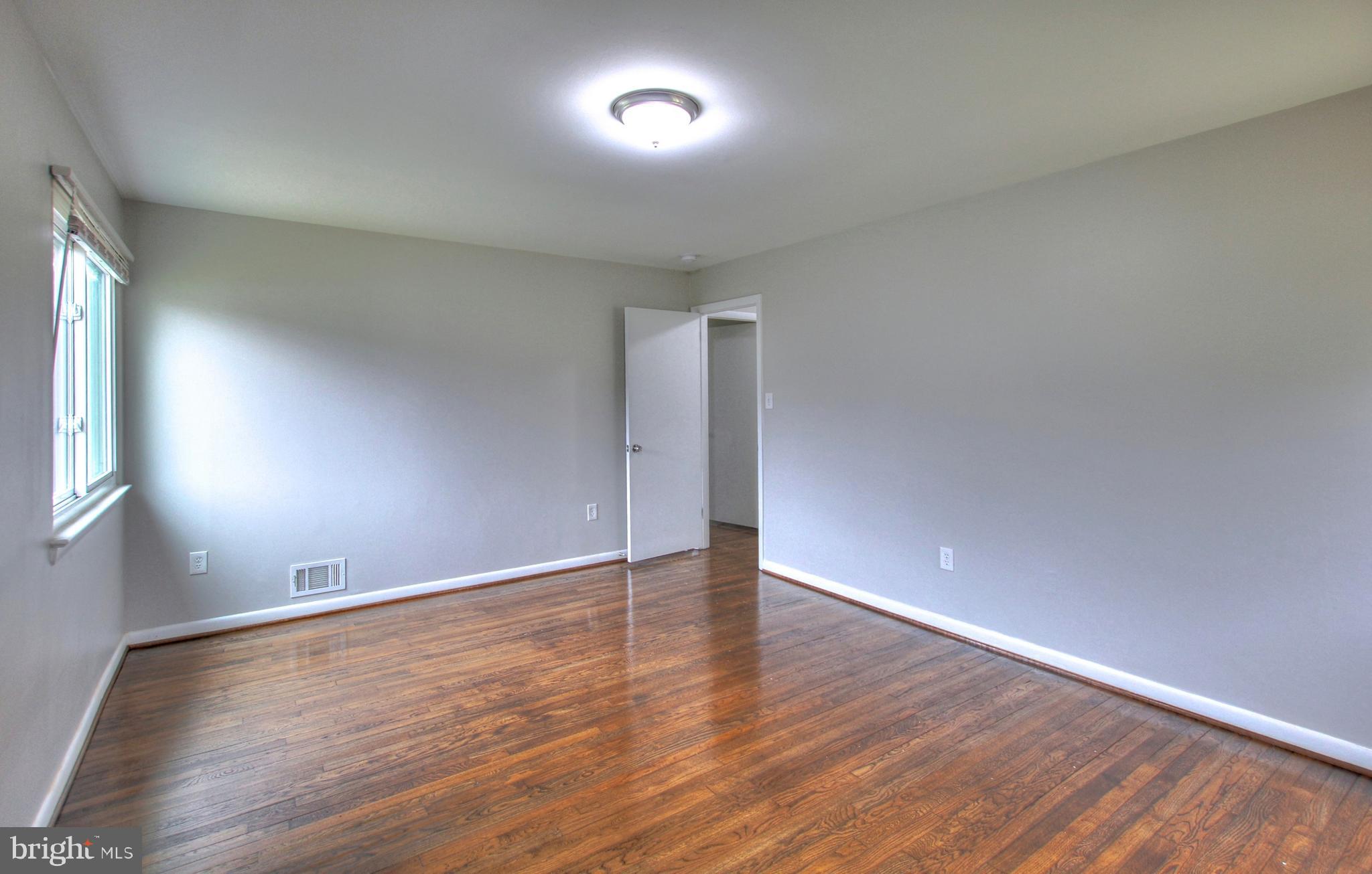 PROSPECT KNOLLS - Residential