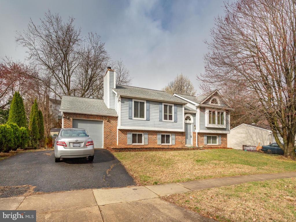 OAK SPRINGS - Residential Lease