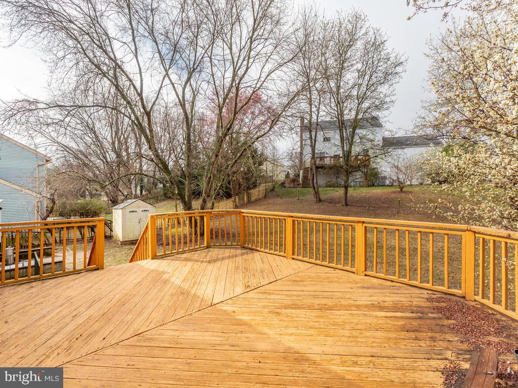 OAK SPRINGS - Residential Lease