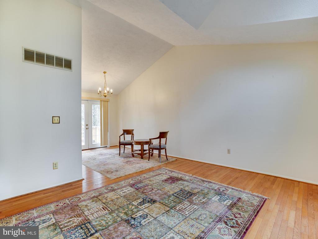 OAK SPRINGS - Residential Lease