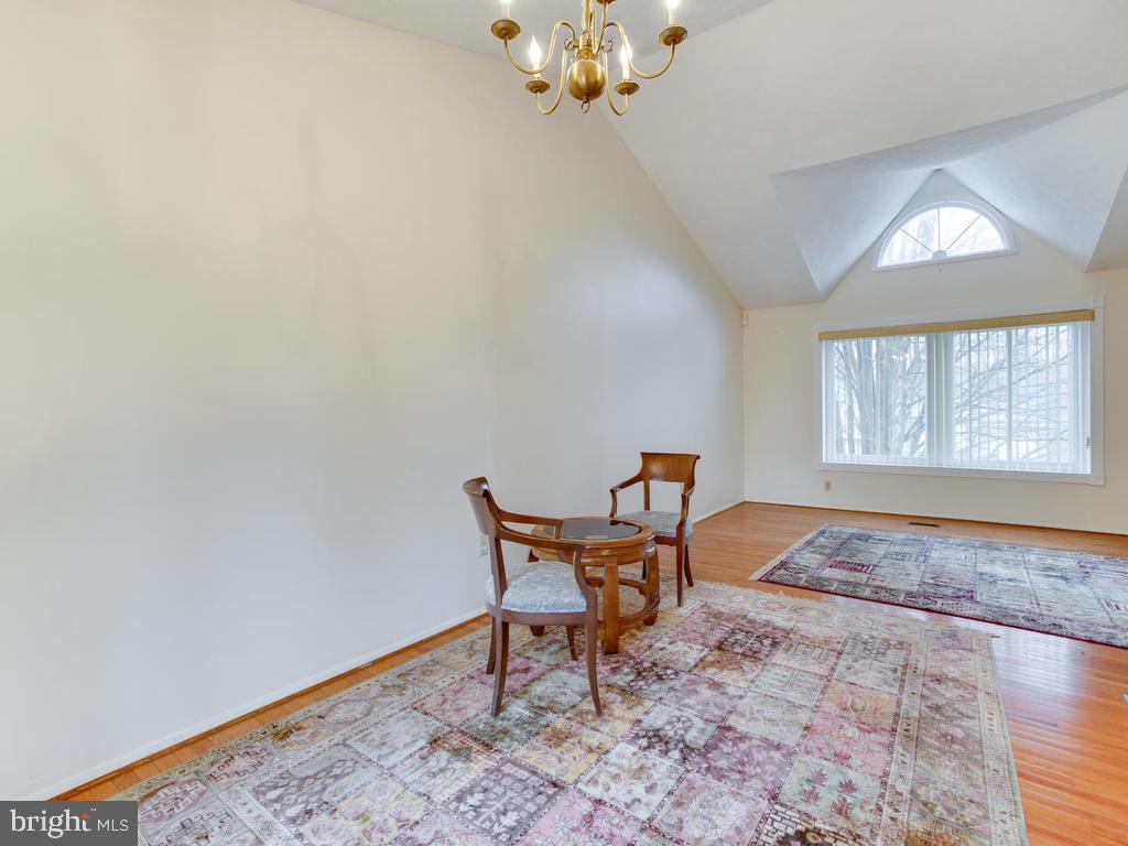 OAK SPRINGS - Residential Lease