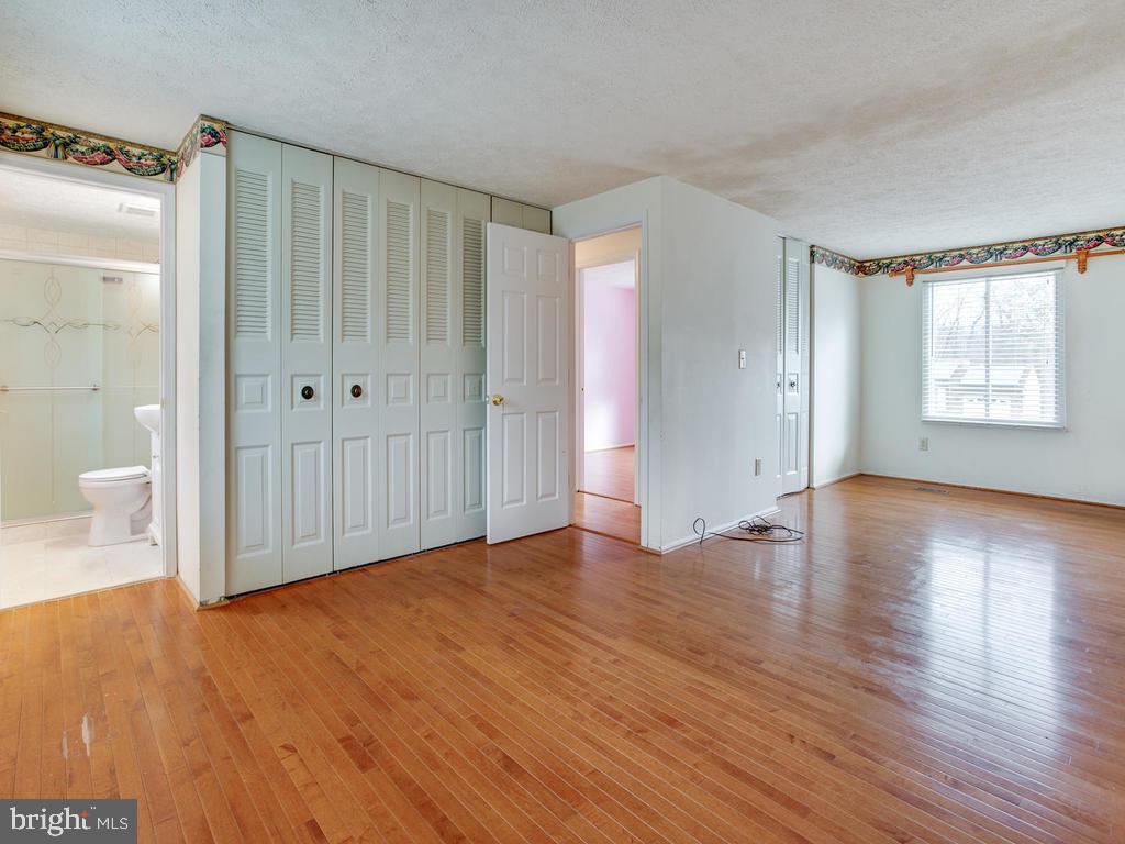 OAK SPRINGS - Residential Lease