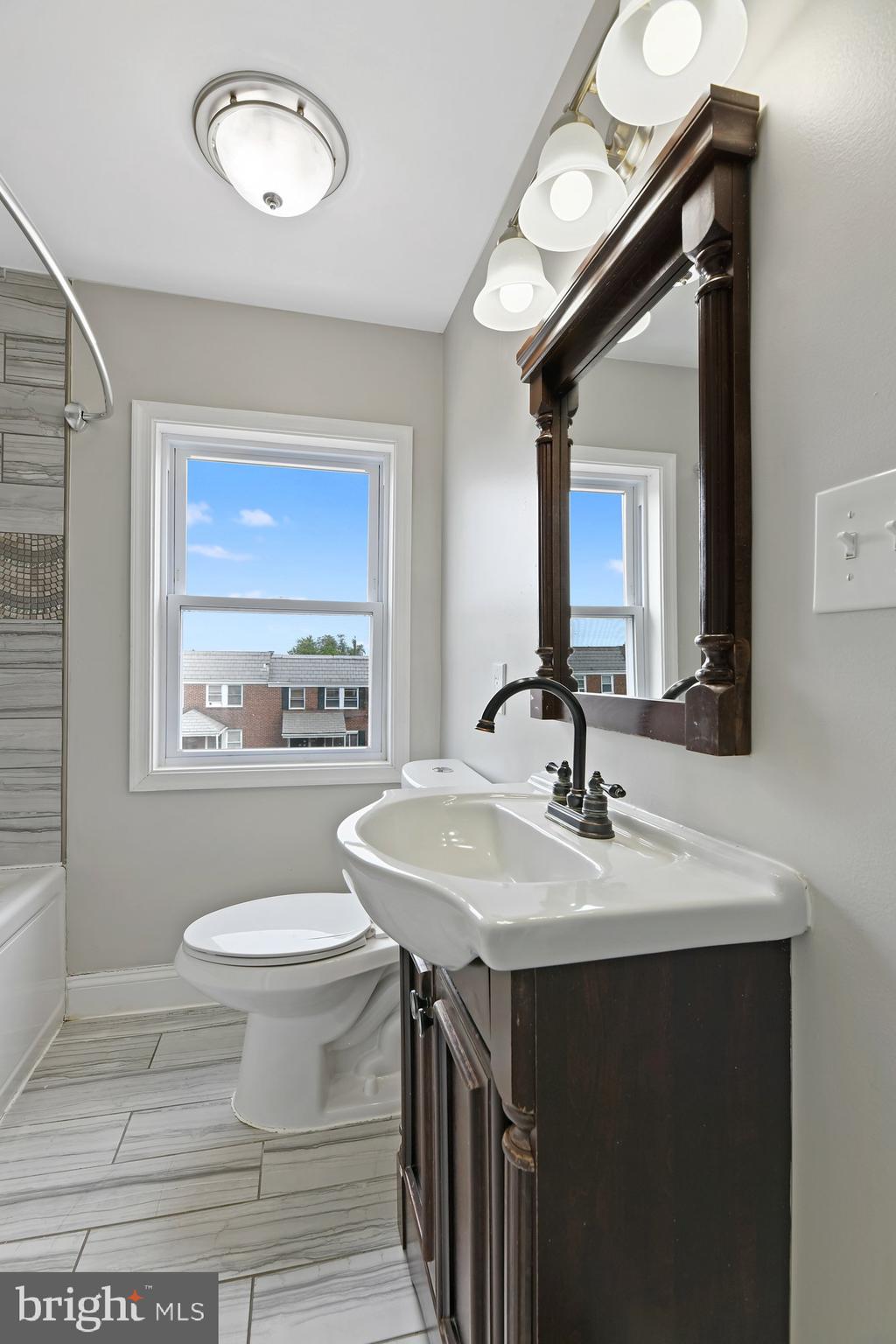 ROGNEL HEIGHTS - Residential