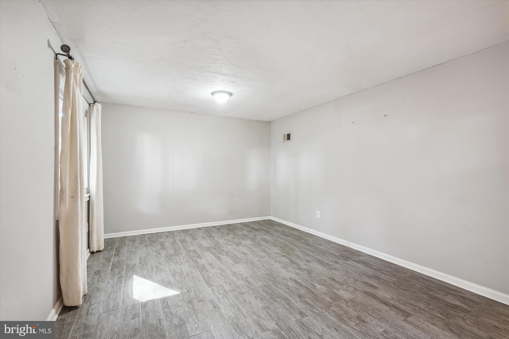 CYRANDALL VALLEY NORTH - Residential