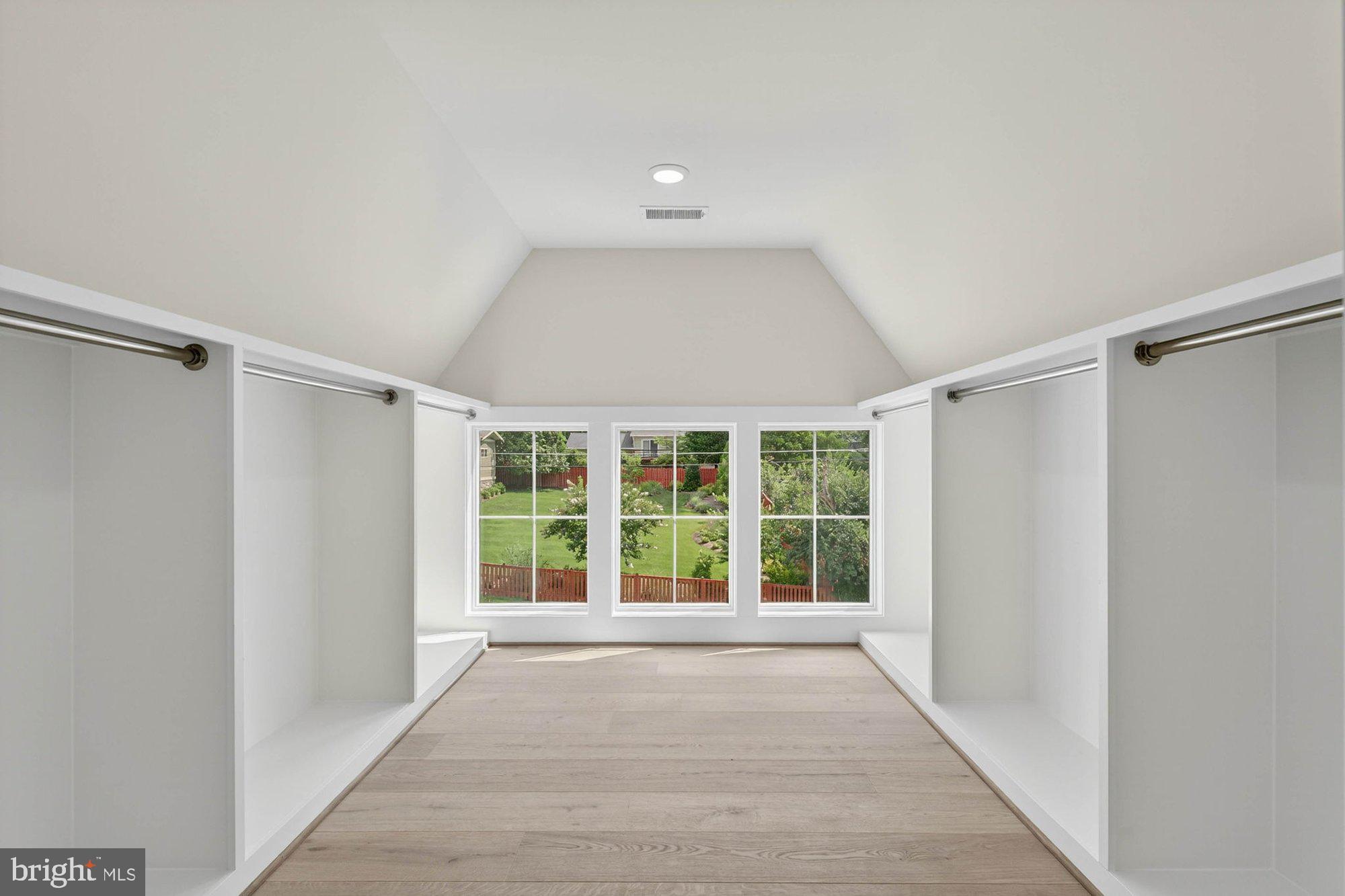 POTOMAC HILLS - Residential