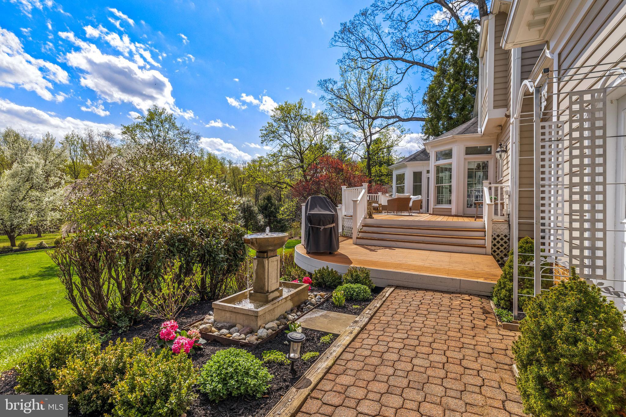 SPRINGHILL FARMS - Residential