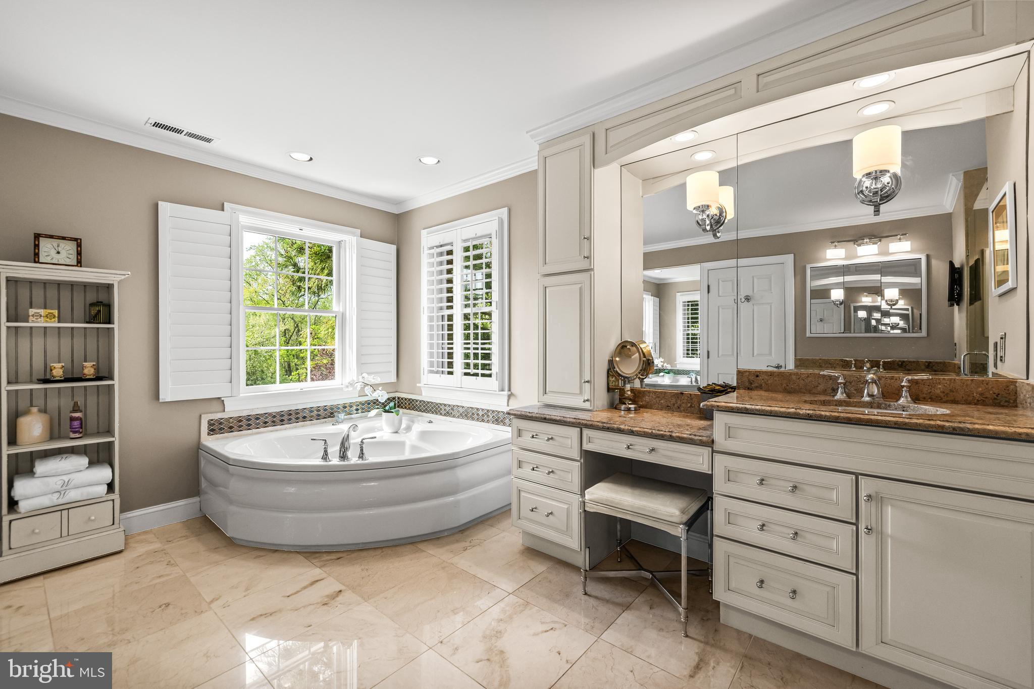 SPRINGHILL FARMS - Residential