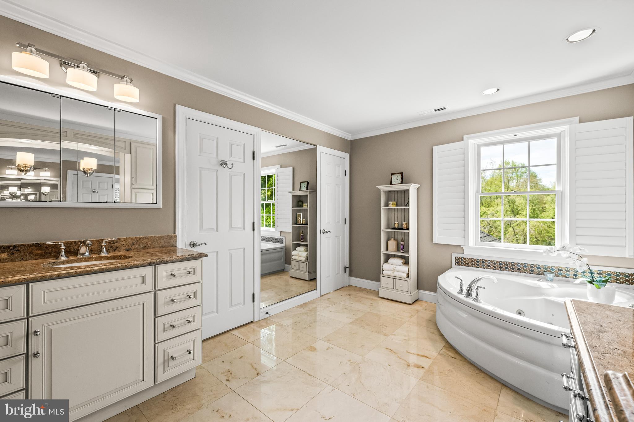 SPRINGHILL FARMS - Residential