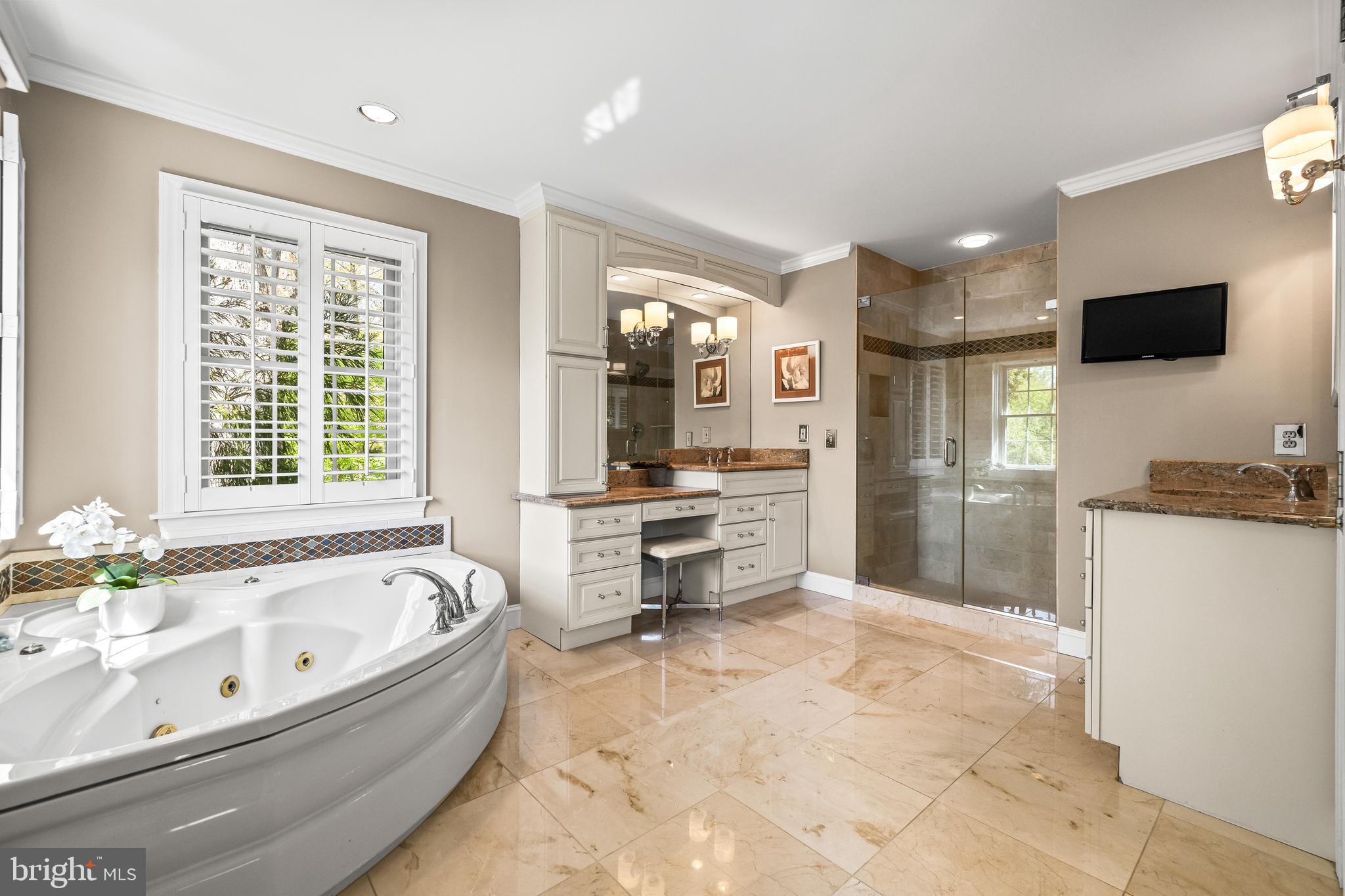 SPRINGHILL FARMS - Residential