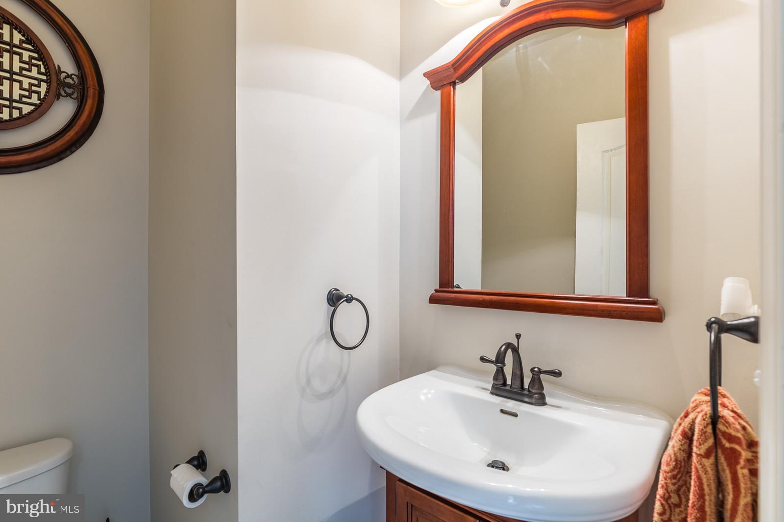 TRIANGLE HIGHLANDS CONDO - Residential