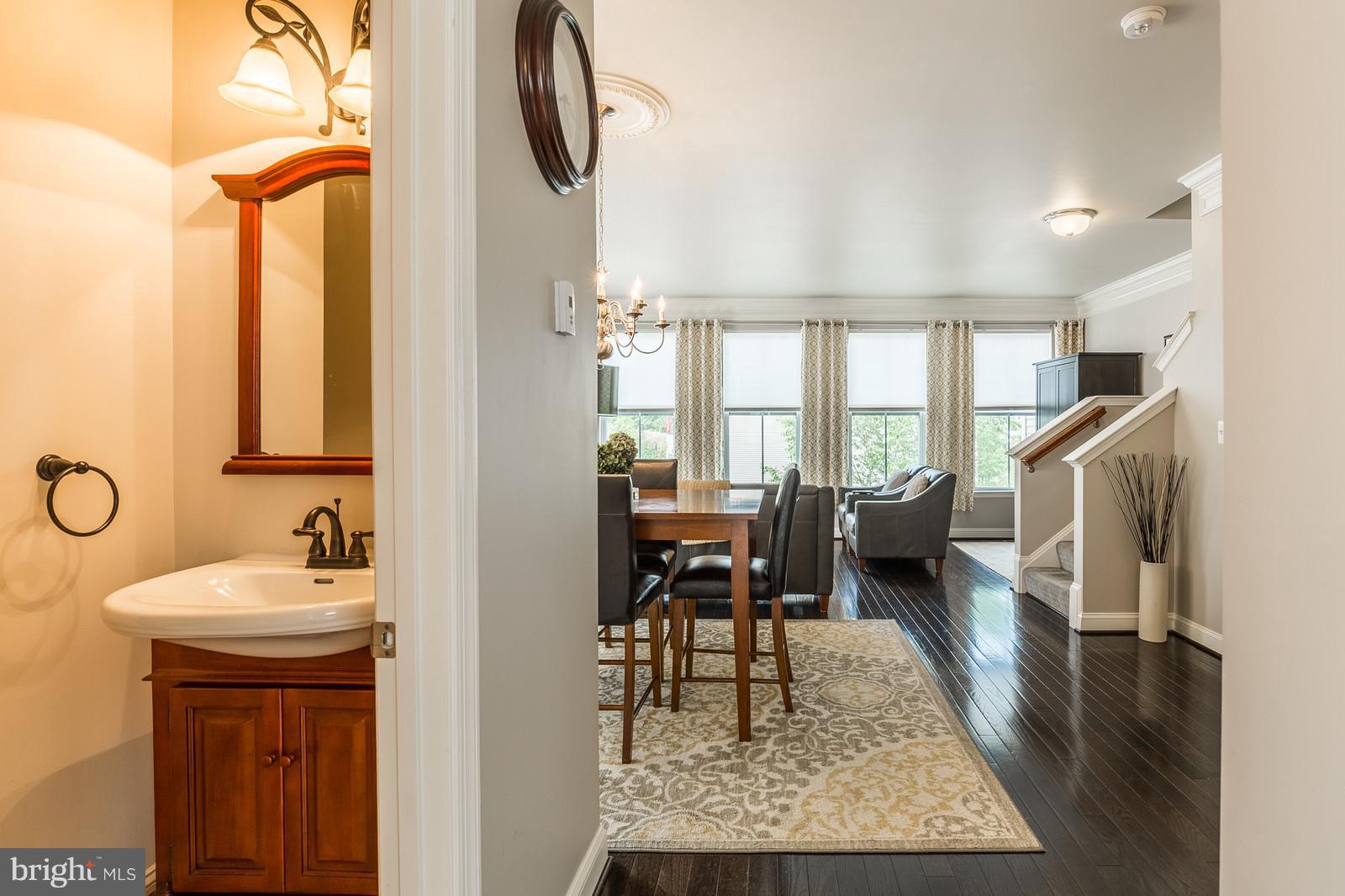 TRIANGLE HIGHLANDS CONDO - Residential