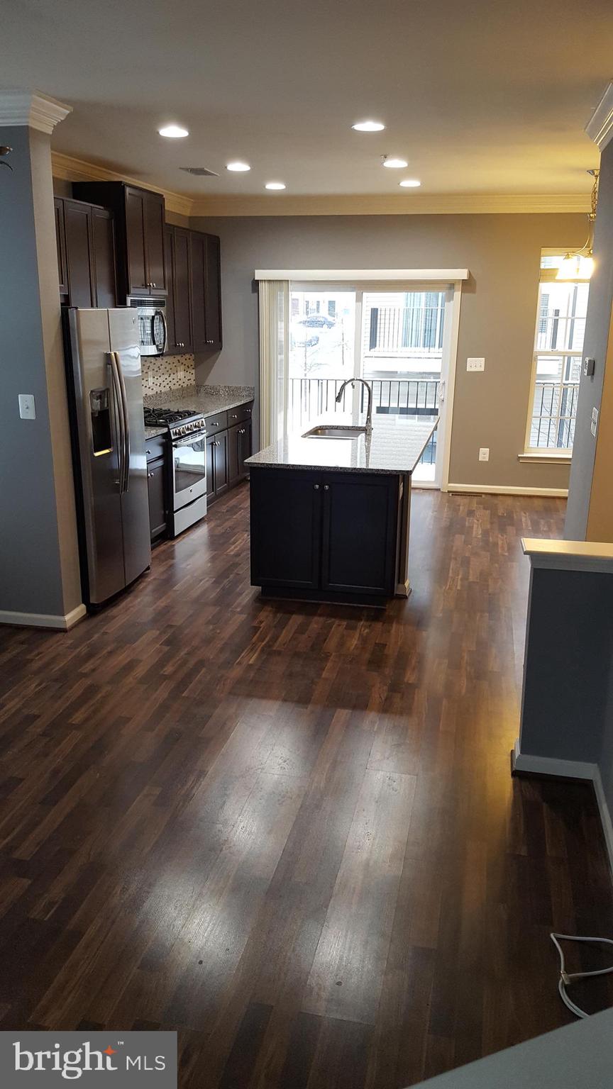 GALLERY PARK - Residential Lease