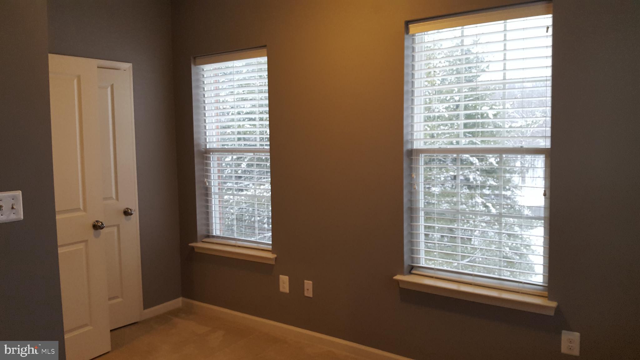 GALLERY PARK - Residential Lease