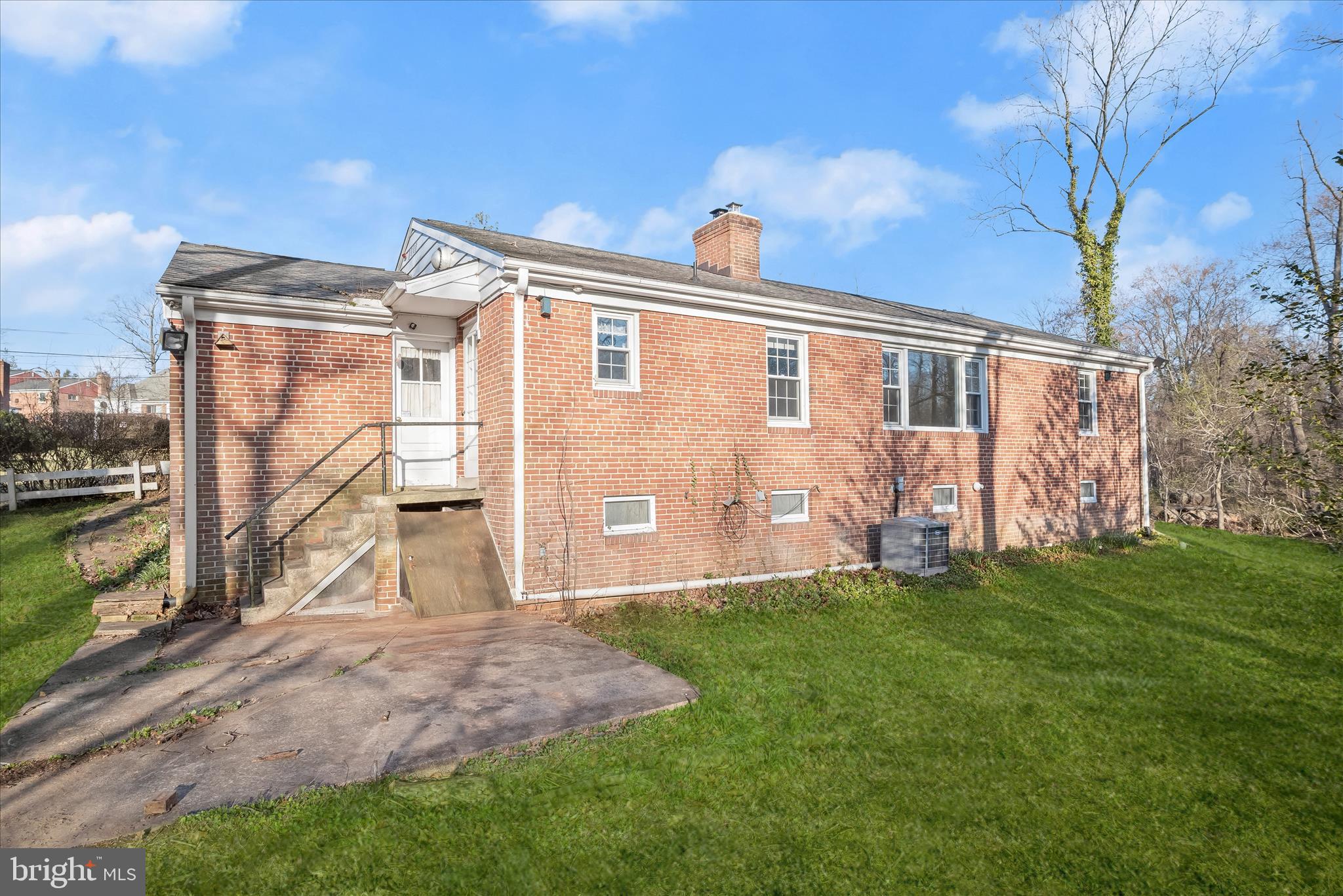 MILFORD - Residential