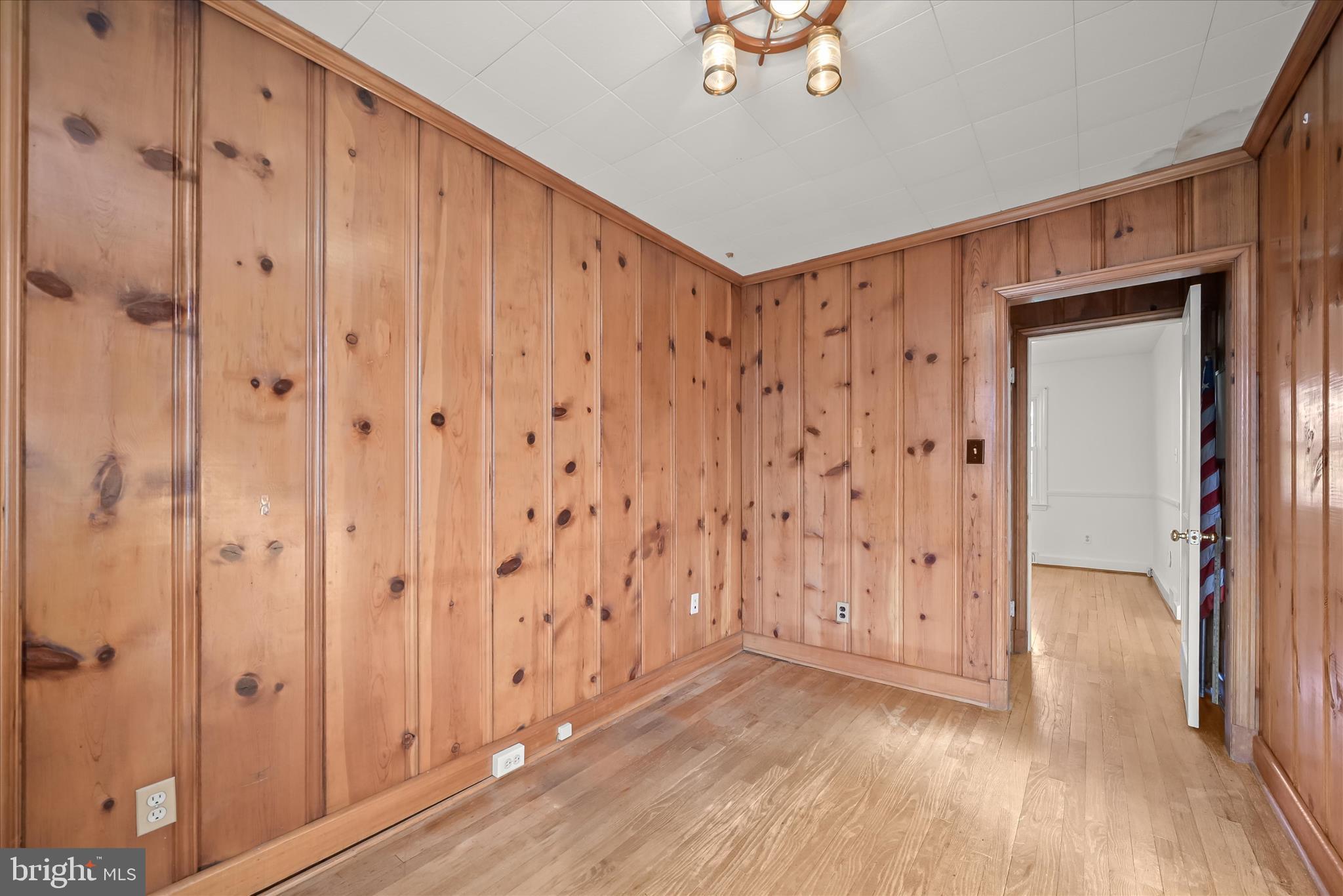 MILFORD - Residential