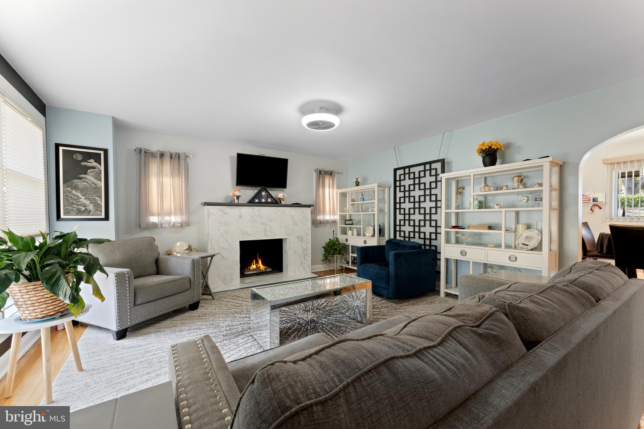 CATONSVILLE GARDENS - Residential