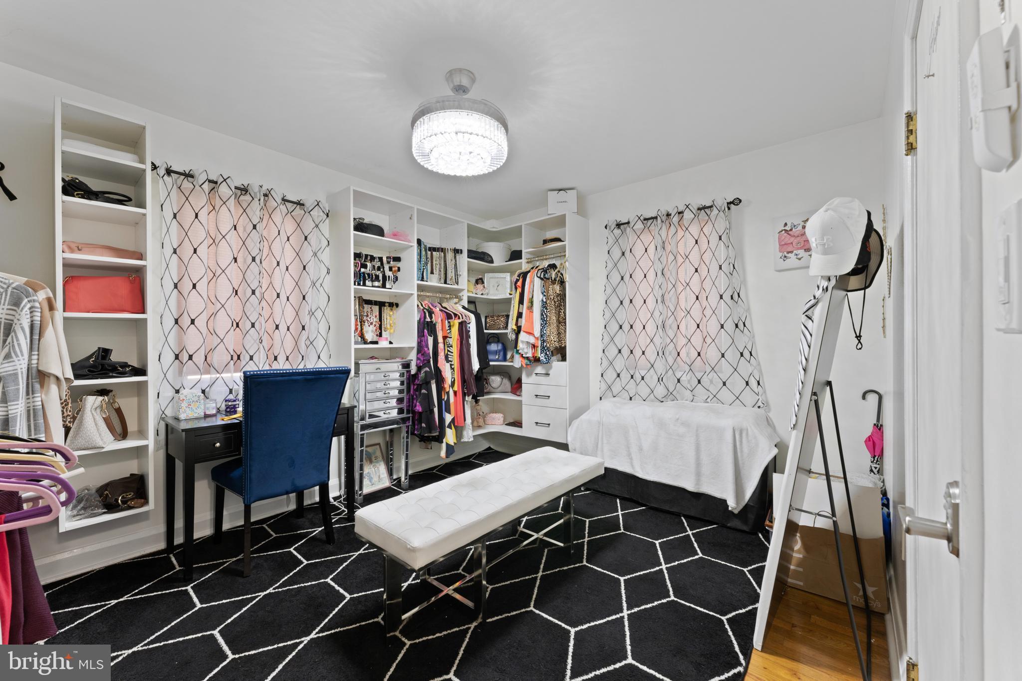 CATONSVILLE GARDENS - Residential