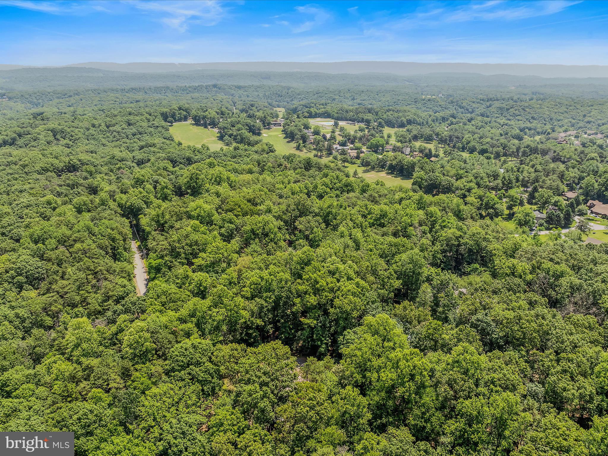 THE WOODS - Residential