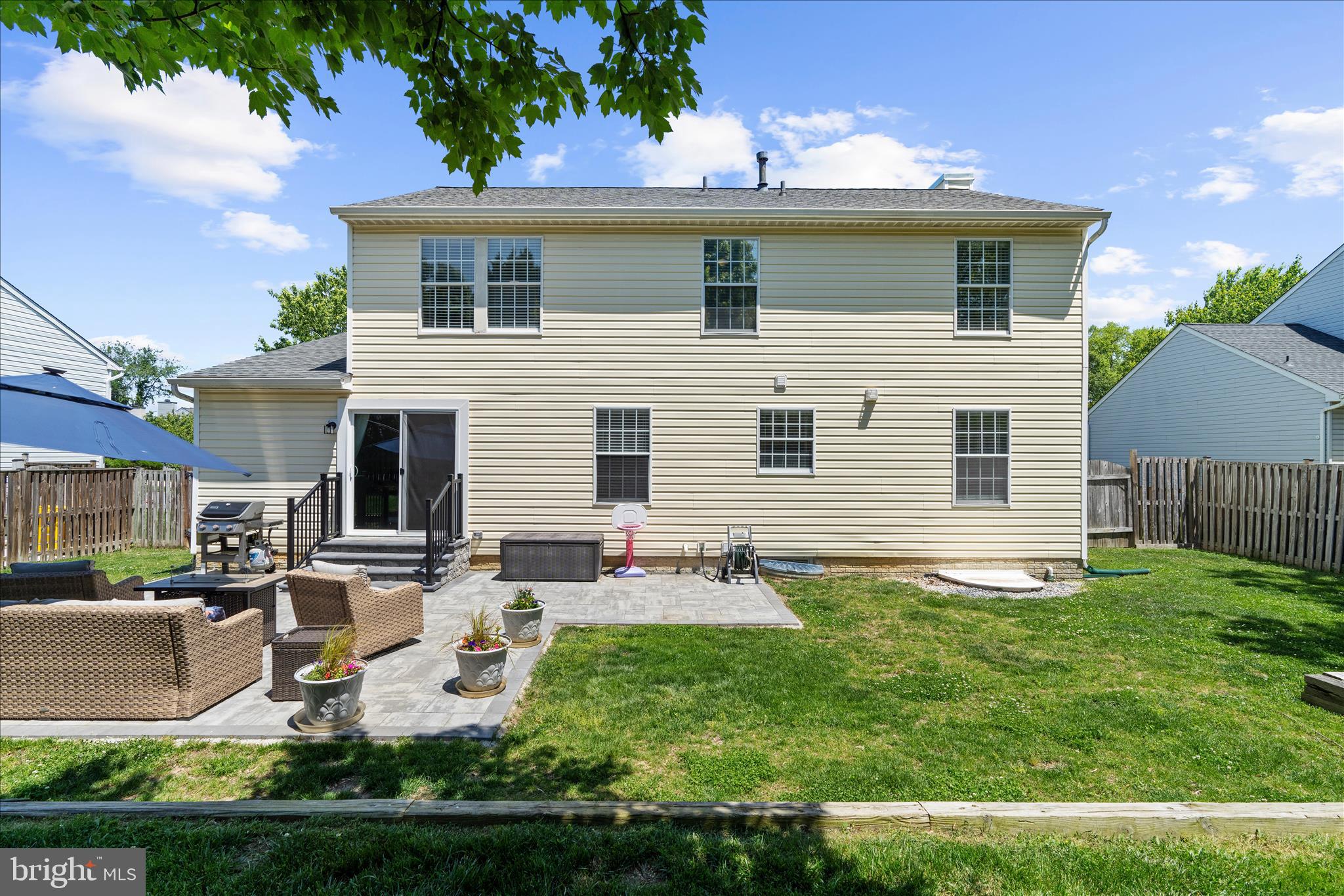 FOUR SEASONS ESTATES - Residential