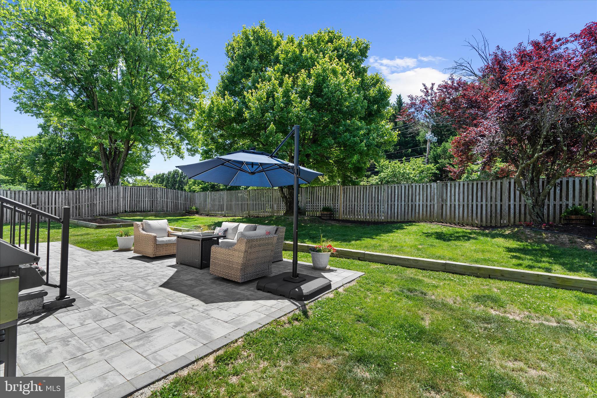 FOUR SEASONS ESTATES - Residential